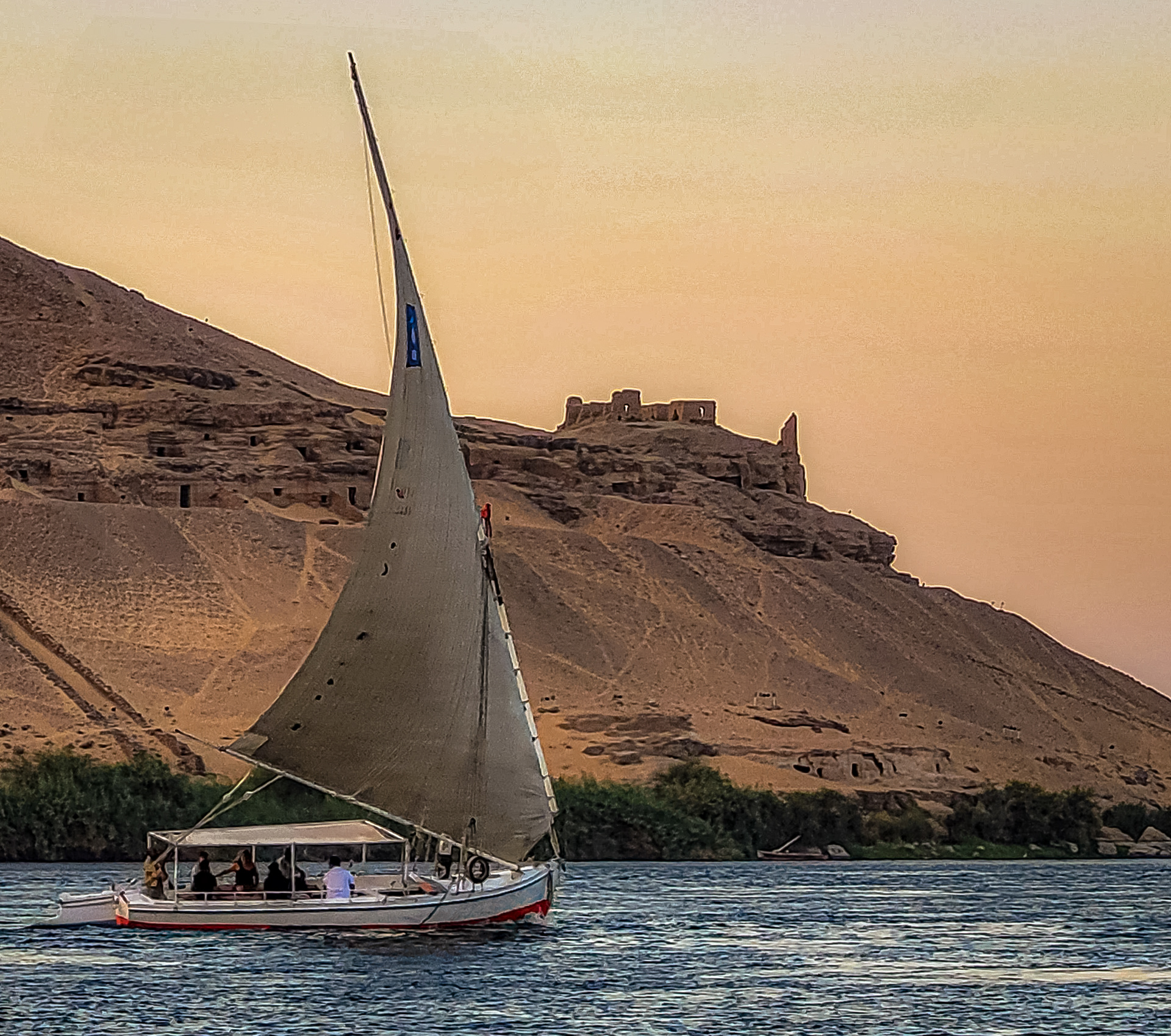 Aswan: River Traffic