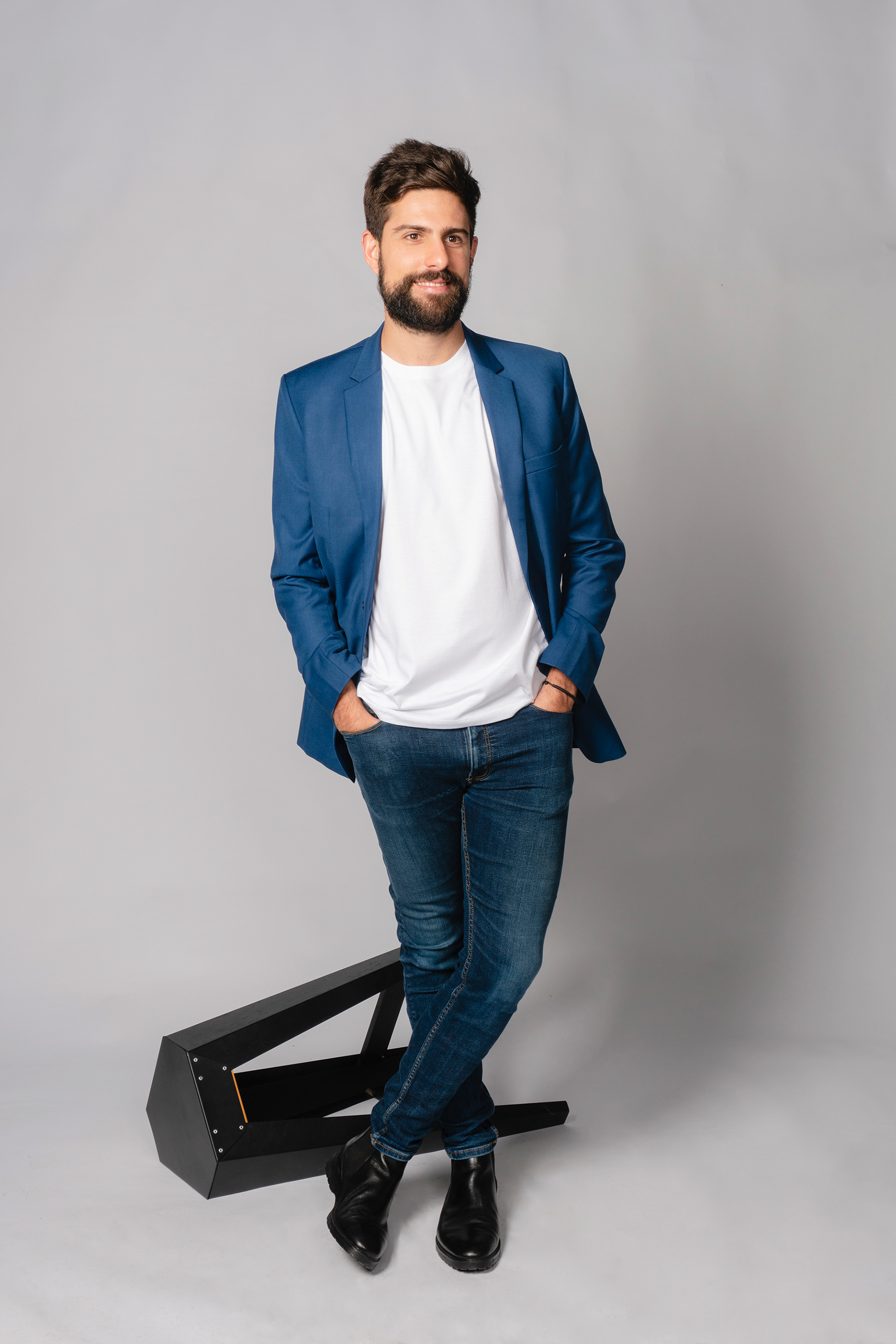 para Unlike Clothes en Mind Circus Agency