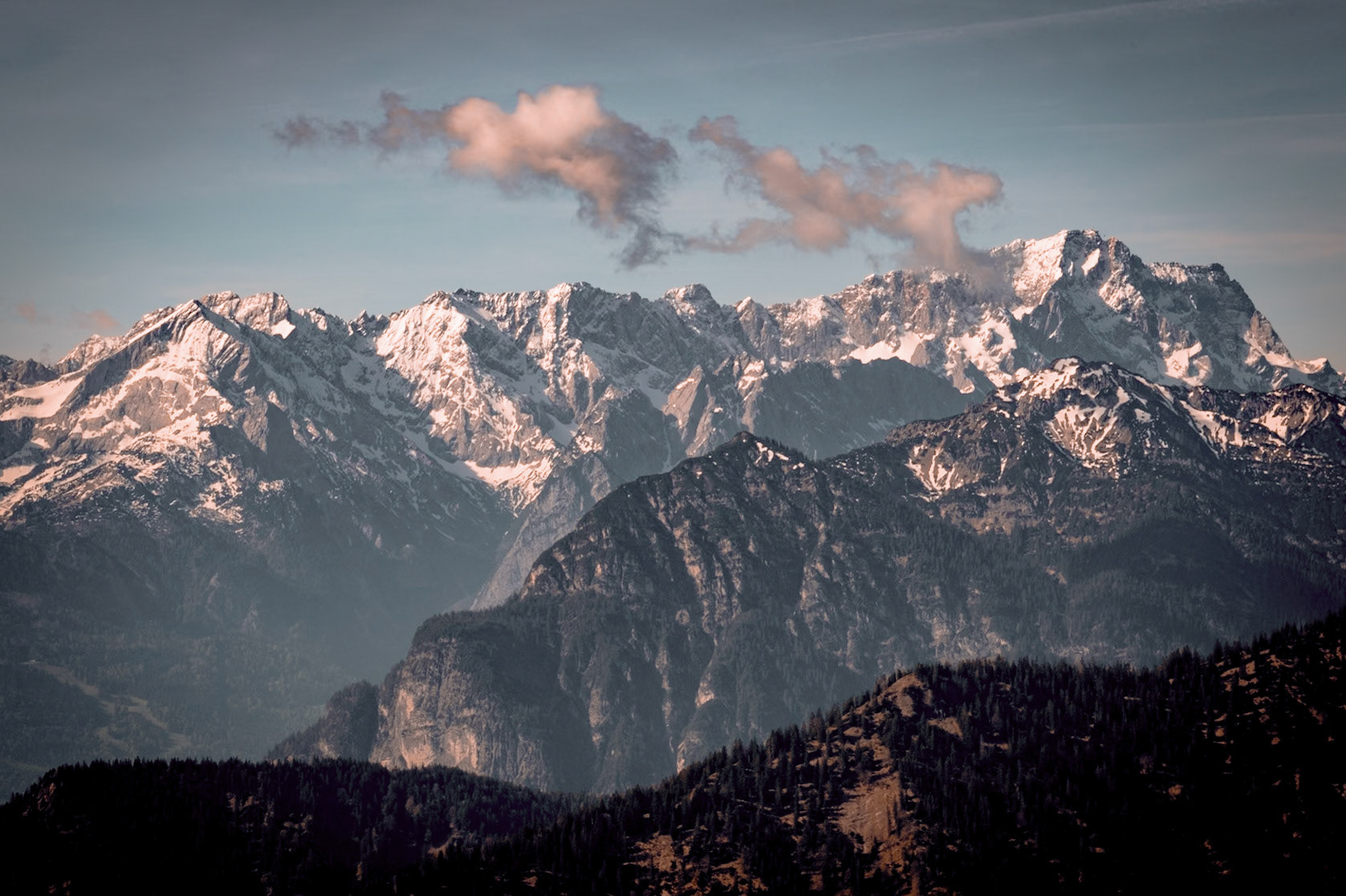 Alpspitze and Zugspitze seen from the Ettaler Mandl