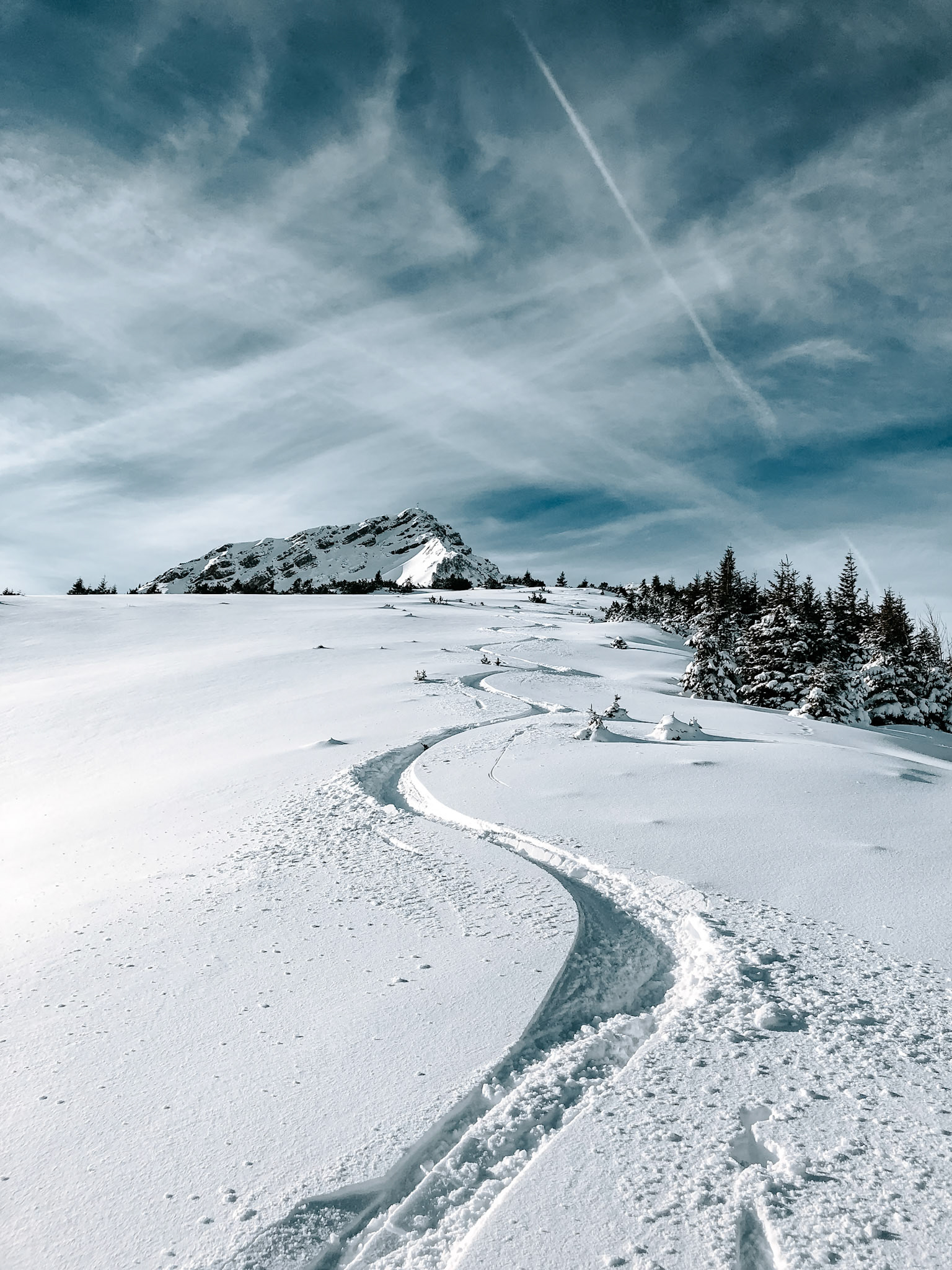 Powder turns below the Scheinbergspitze