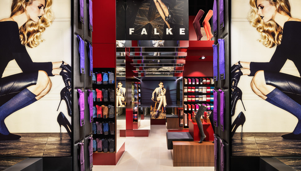 Falke | Fotograf: Constantin Meyer