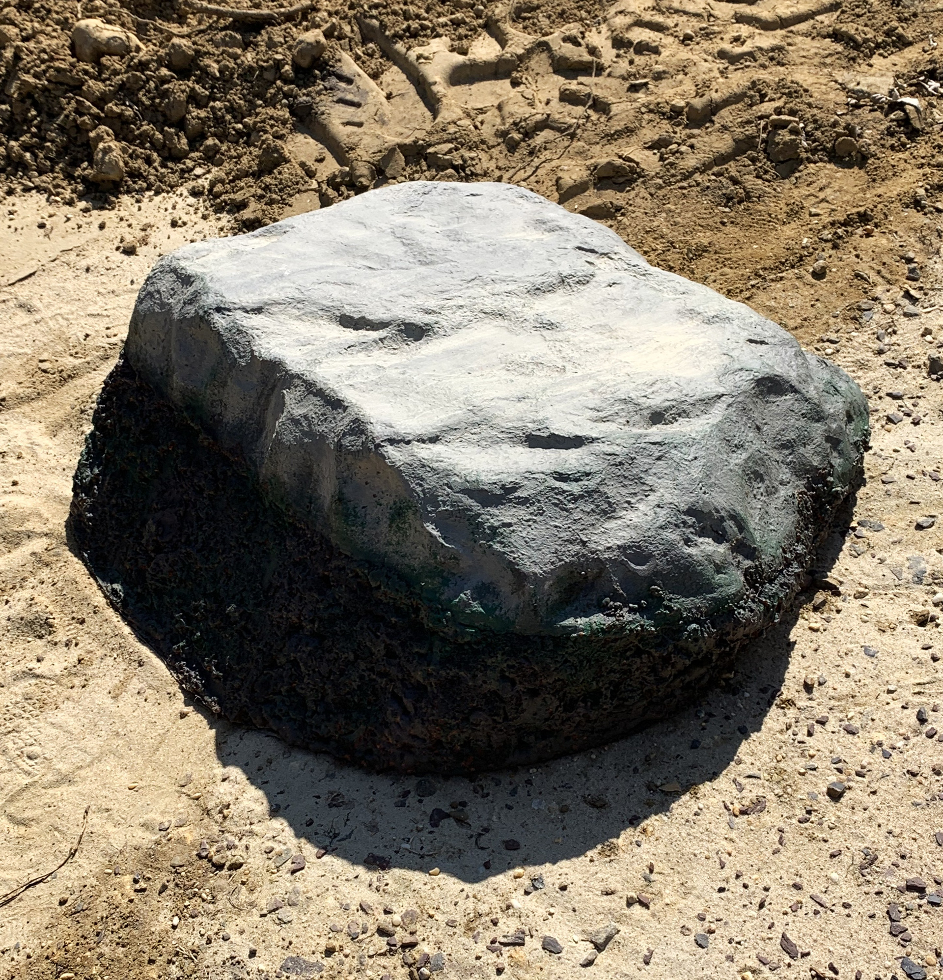 Fake Rock with Moss Detail