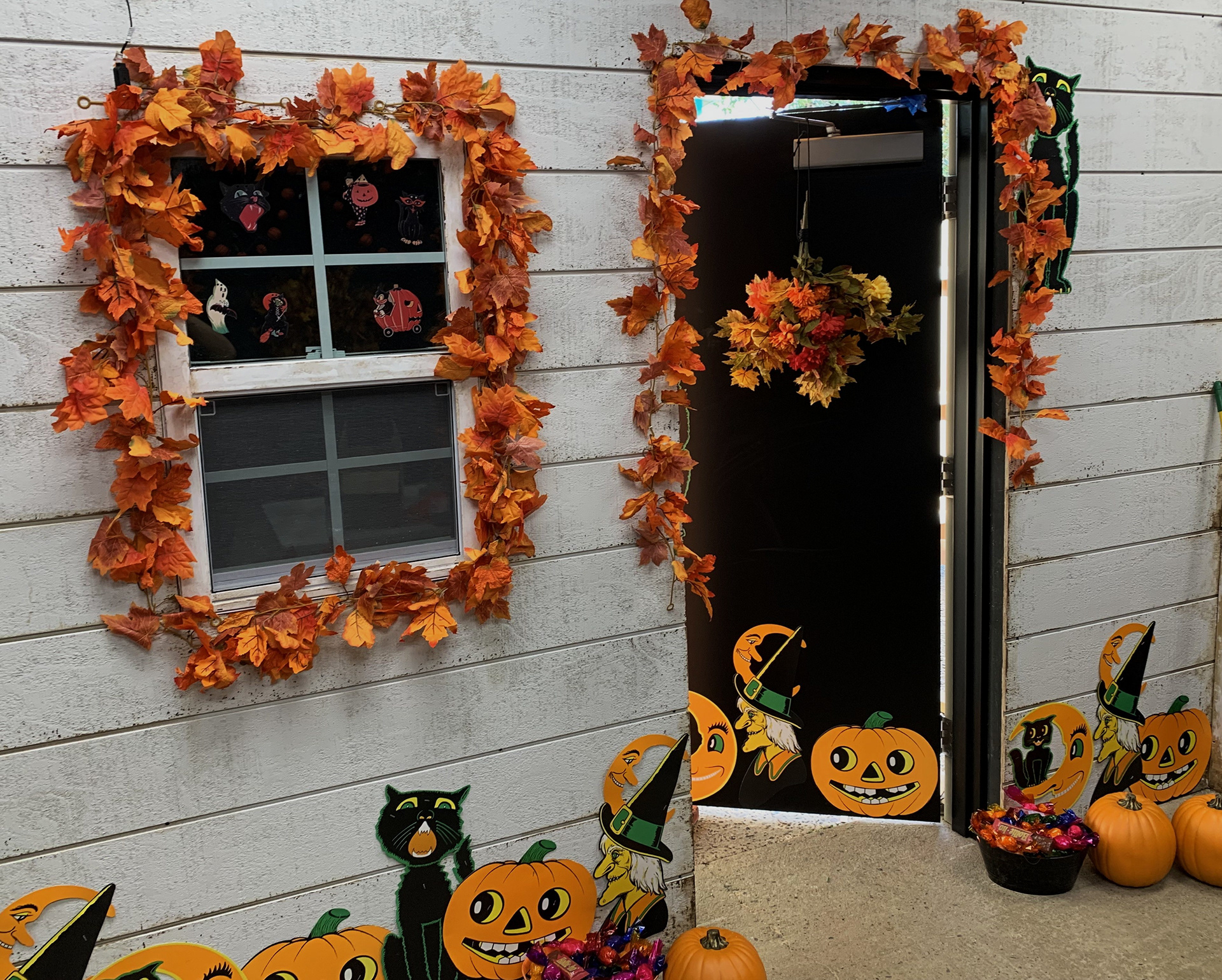 Neighborhood Halloween Decorations