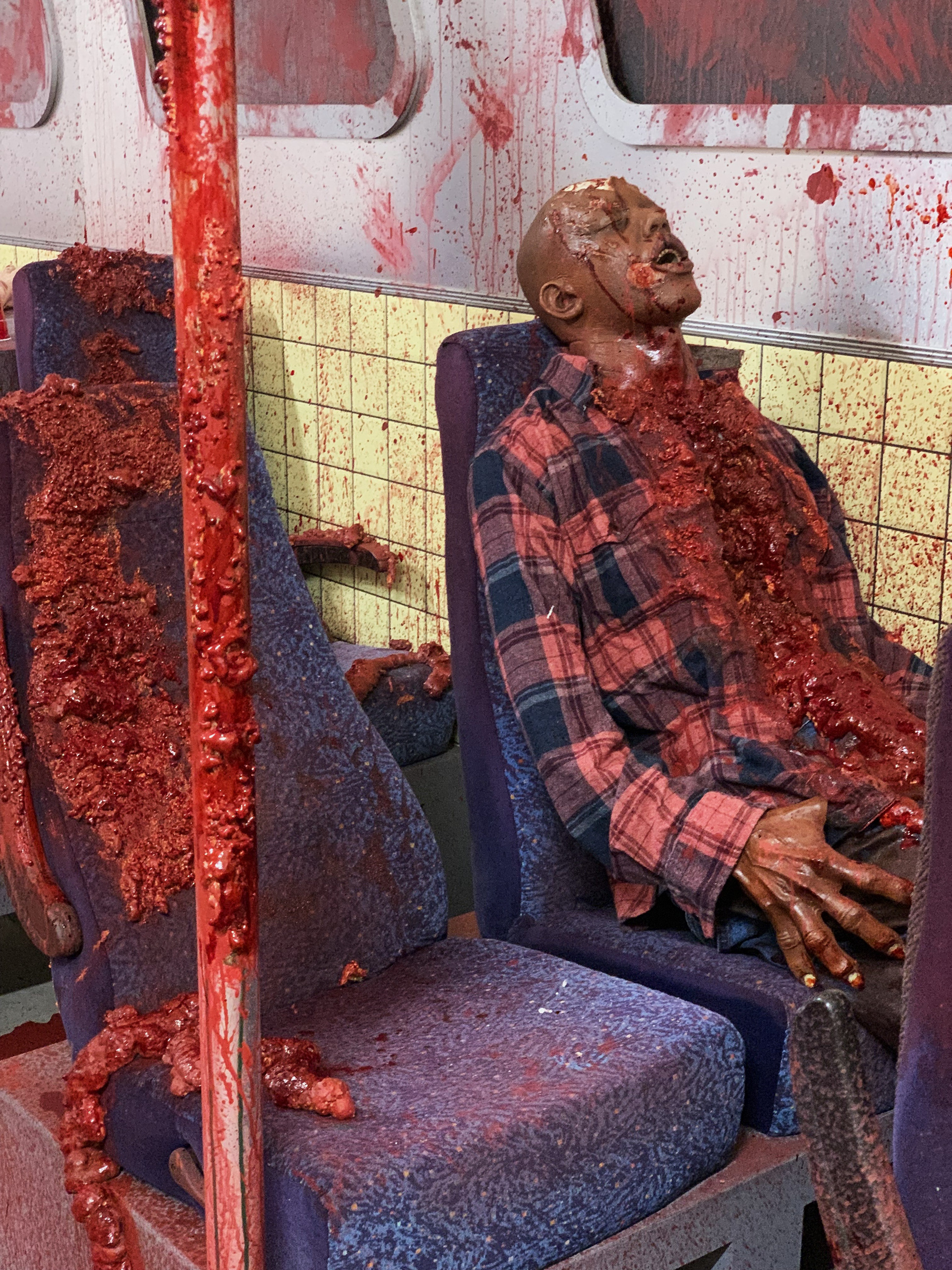 Intestine and Gore Detail