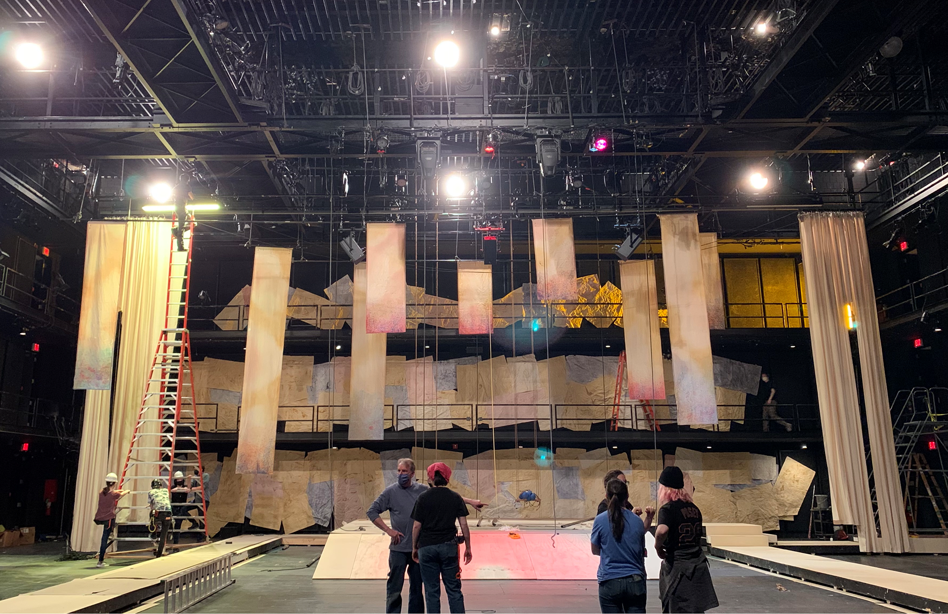 Load-in photo