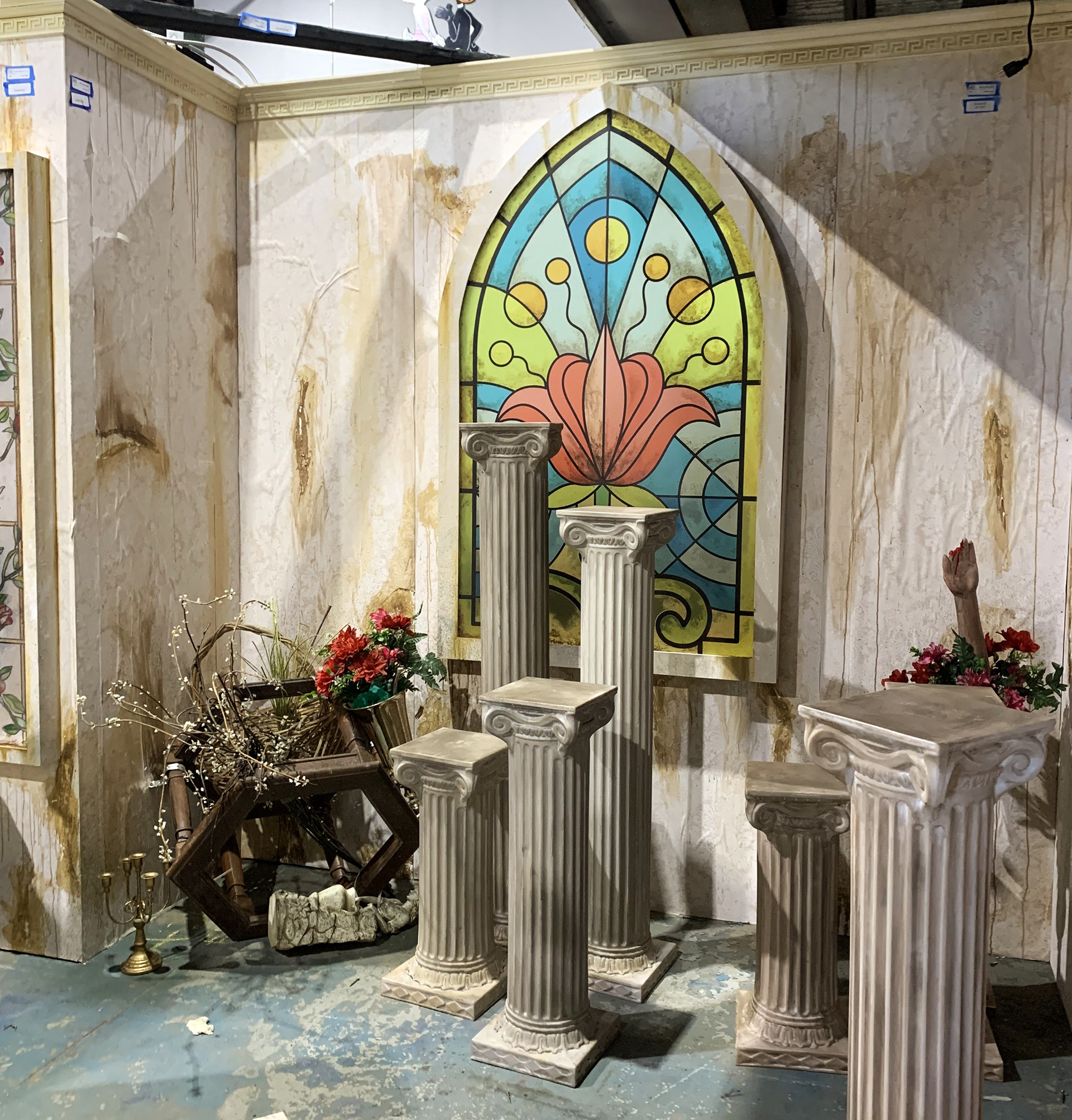Set Dressing and Weathered Scenic Elements