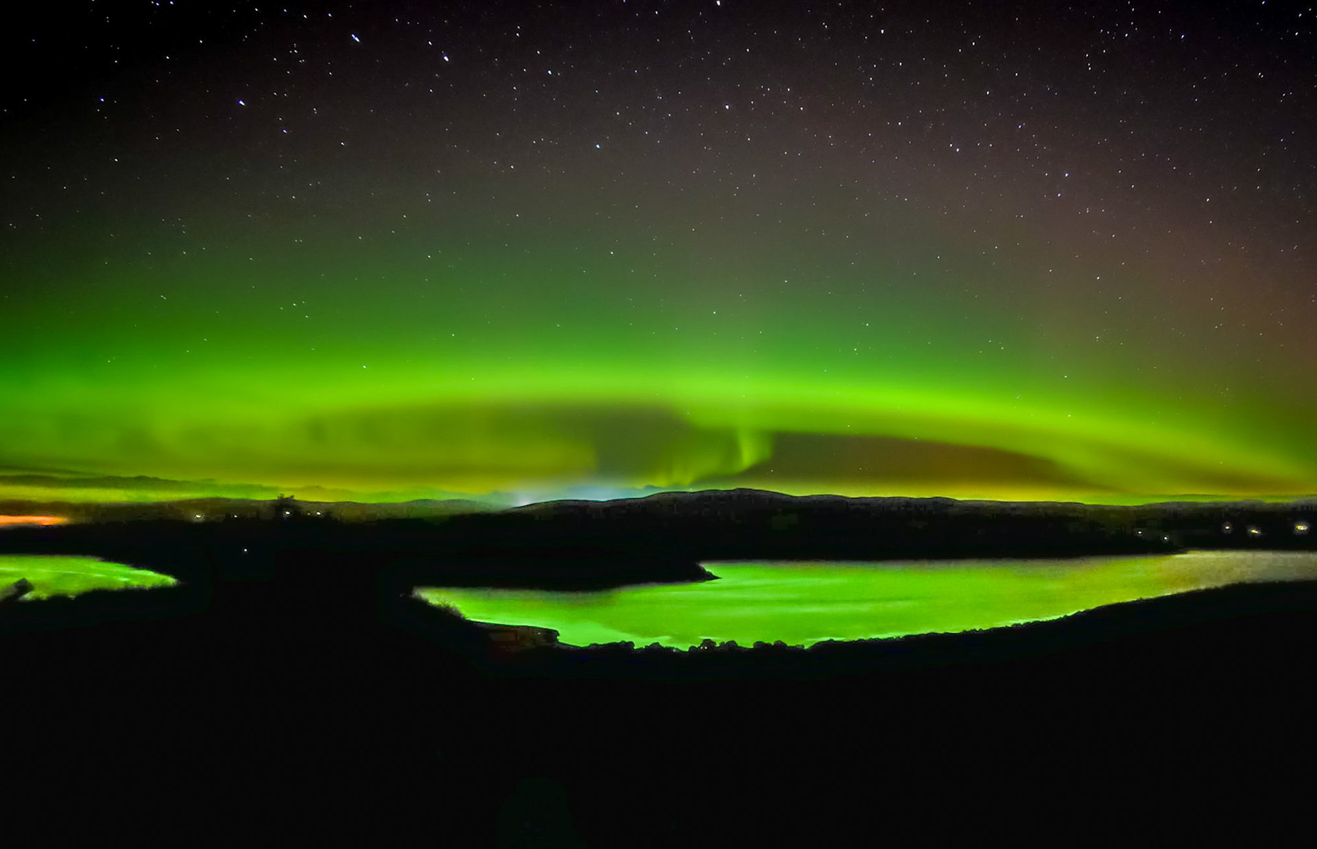 Active aurora from Struie Hill, Sutherland
