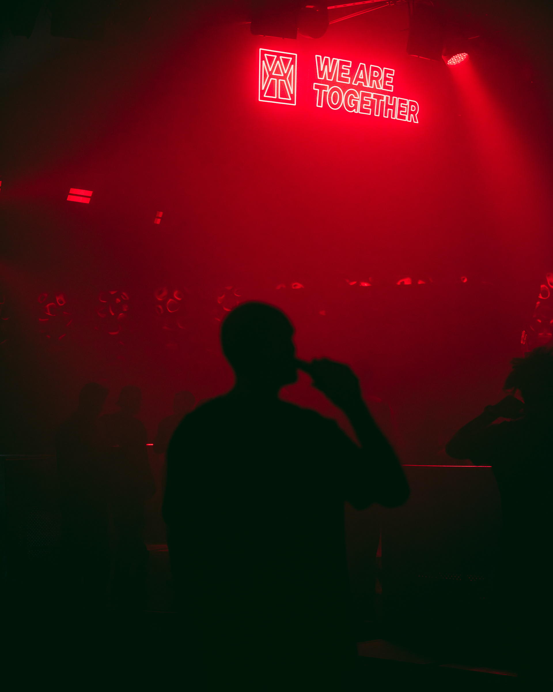 WAT X Heat Present I hate models ZOOM club Frankfurt