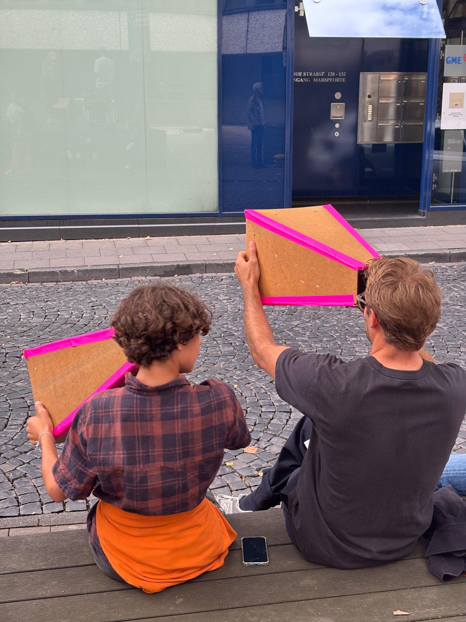 Kunstparcours bei der Summerschool? Was hörst du in den Hintergassen Kölns?