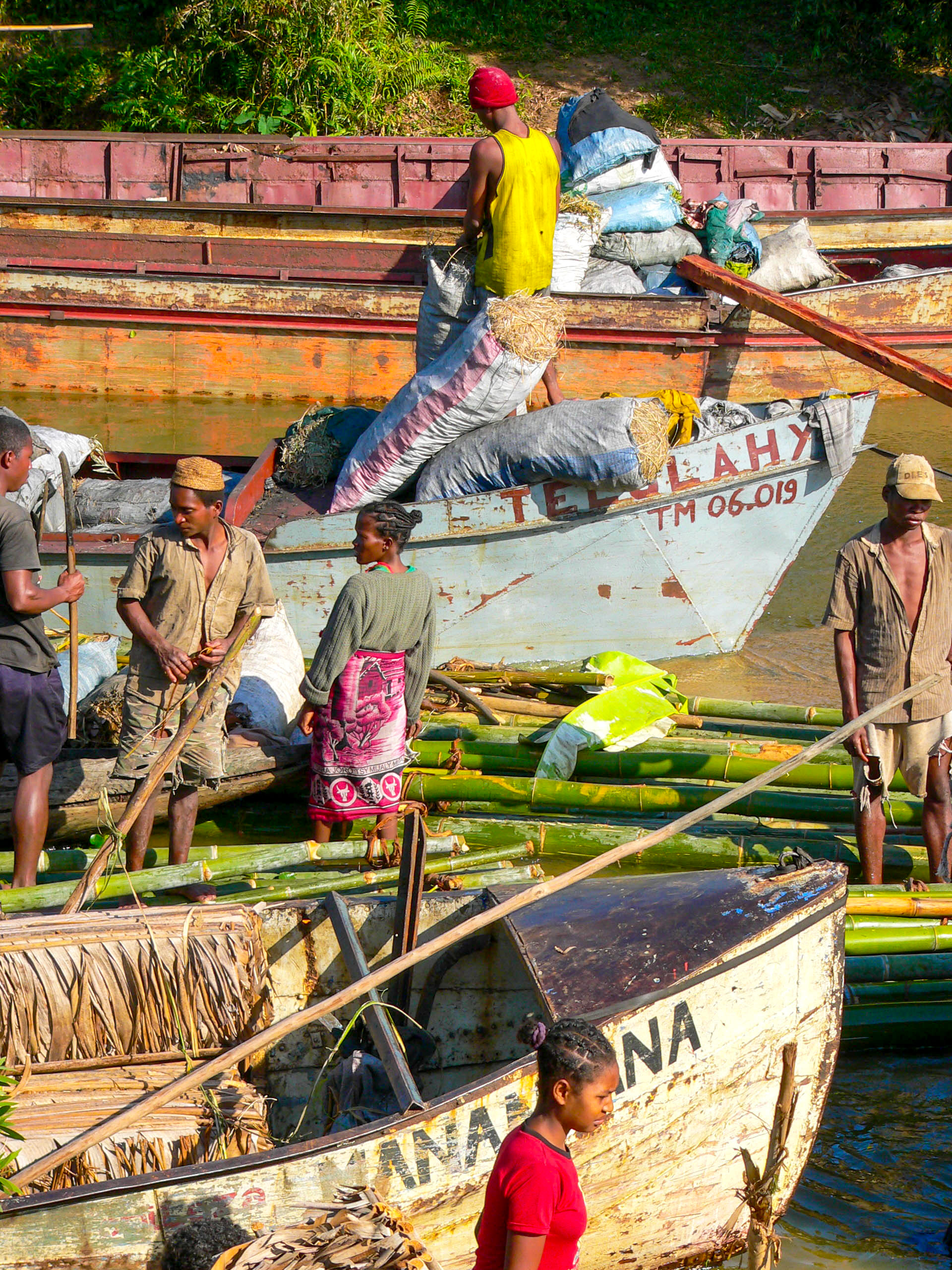 Der Pangalanes Kanal entlang der Ostküste ist ein wichtiger Transportweg