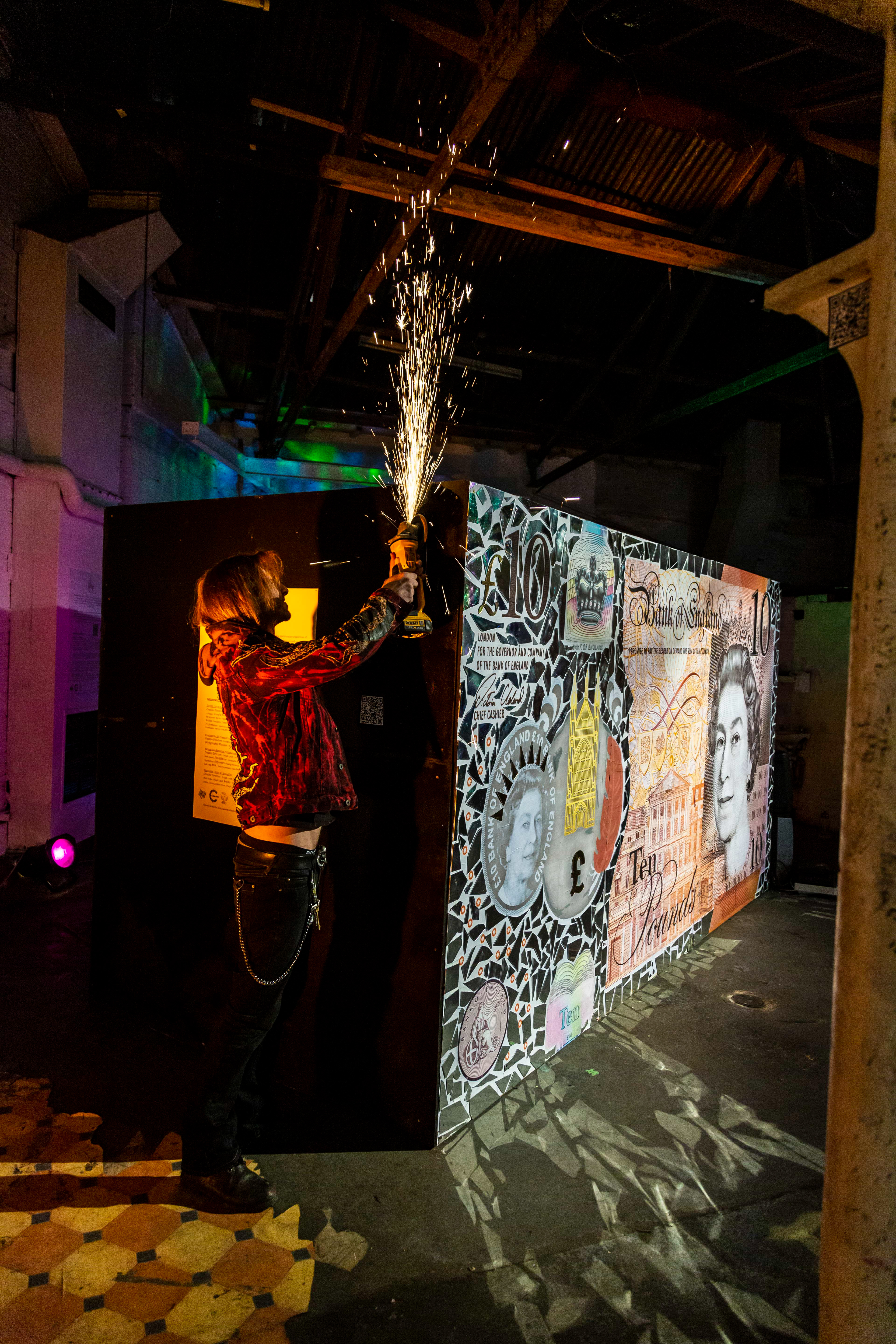 Shame Installation - Photographer: Ilya Falchevsky