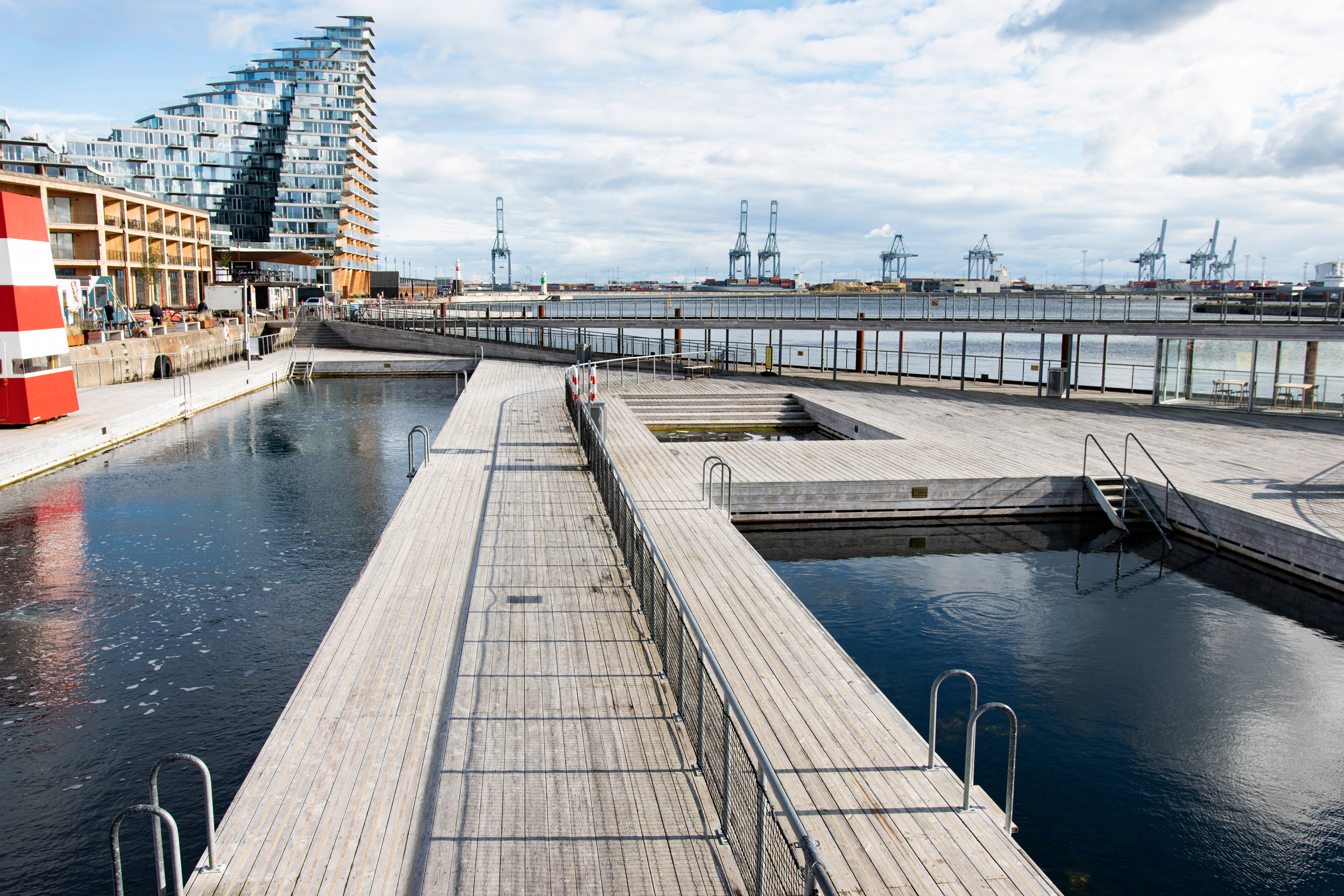 Aarhus swimming pool in the harbour