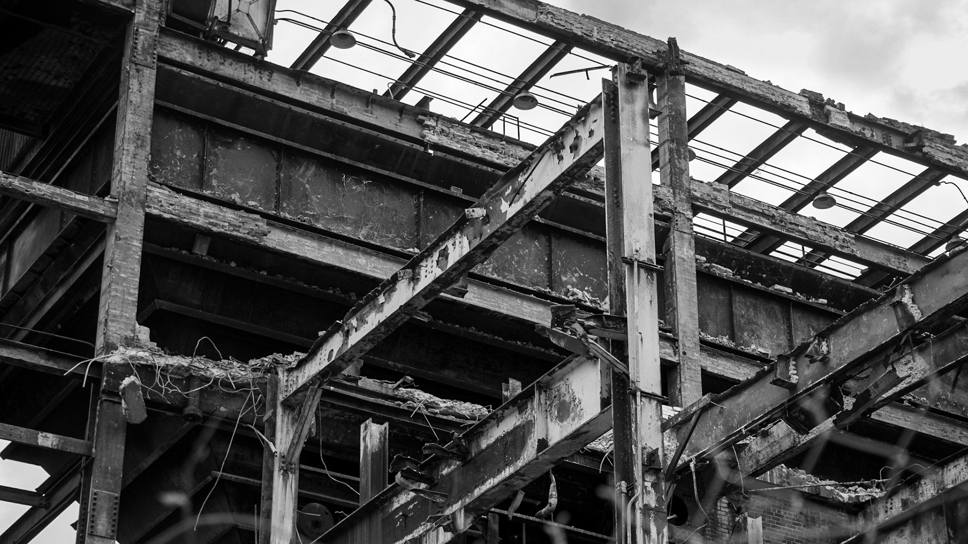 derelict 10