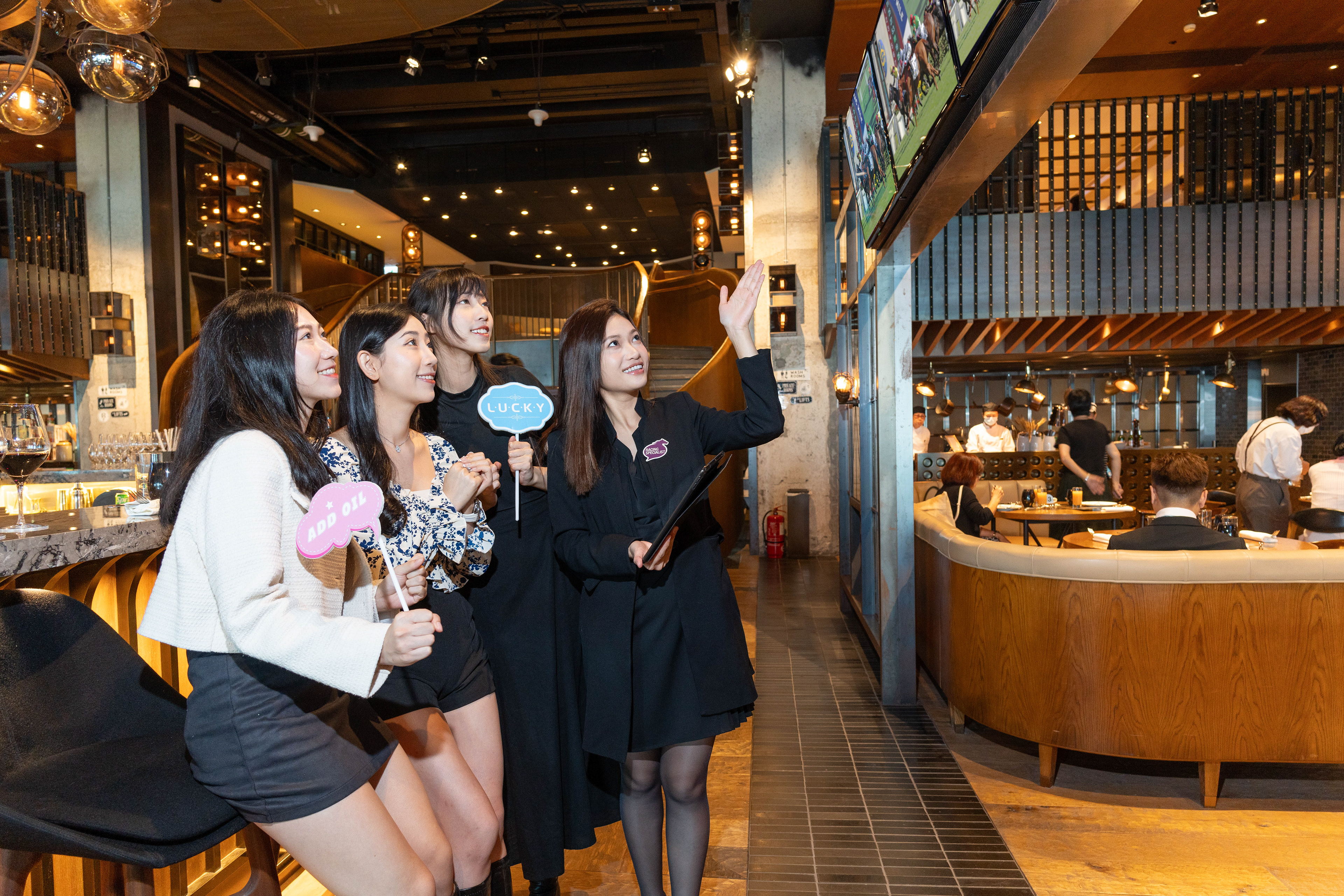 沙田馬場喜馬當先賽馬101導賞團宣傳