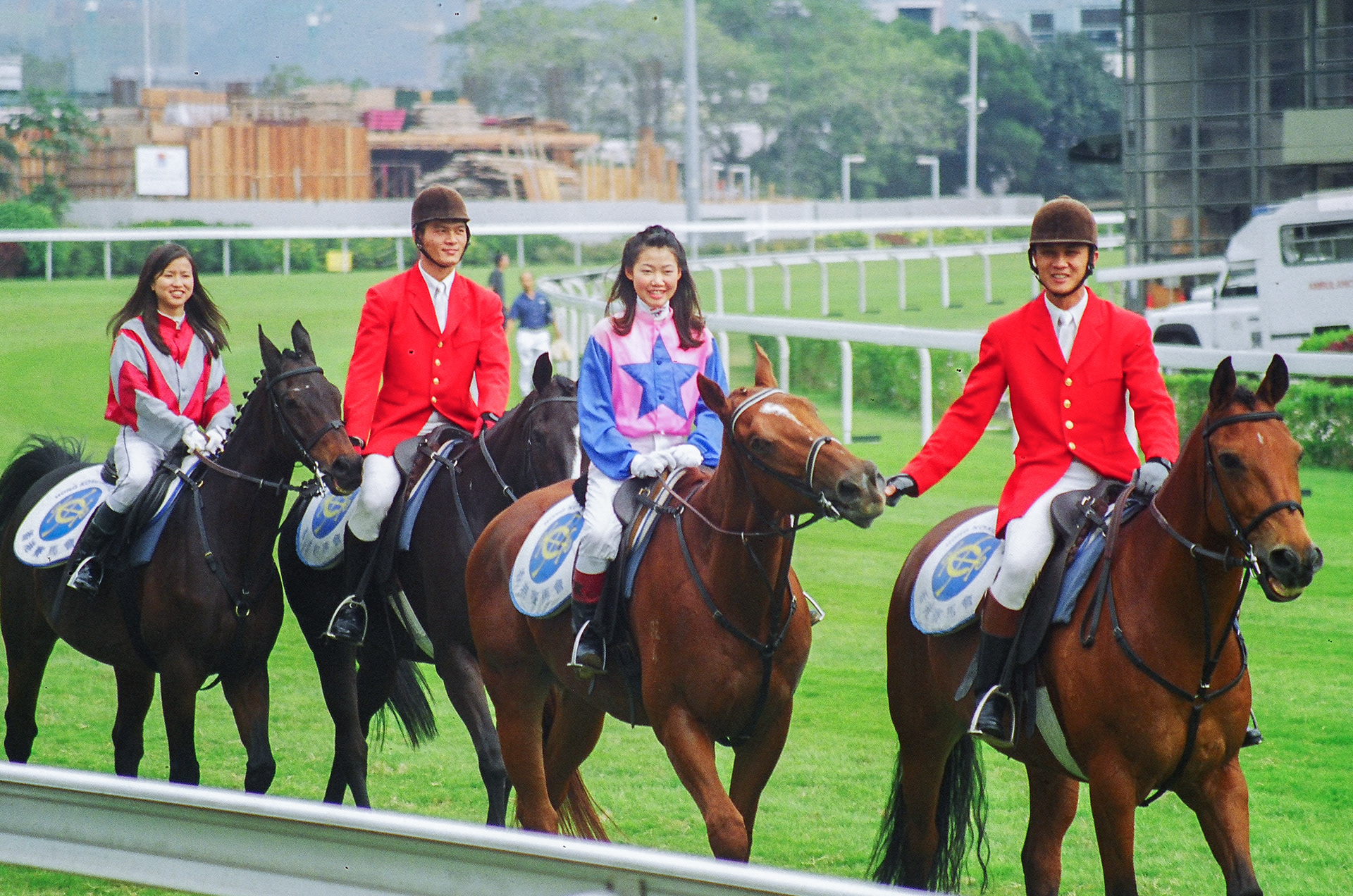 Sherie Kong(Front)&Win Chung江碧蕙(前)及鍾麗芳
