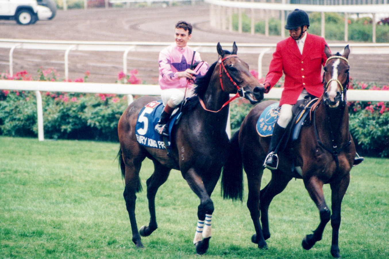  	FAIRY KING PRAWN(S King)靚蝦王(金仕芬)