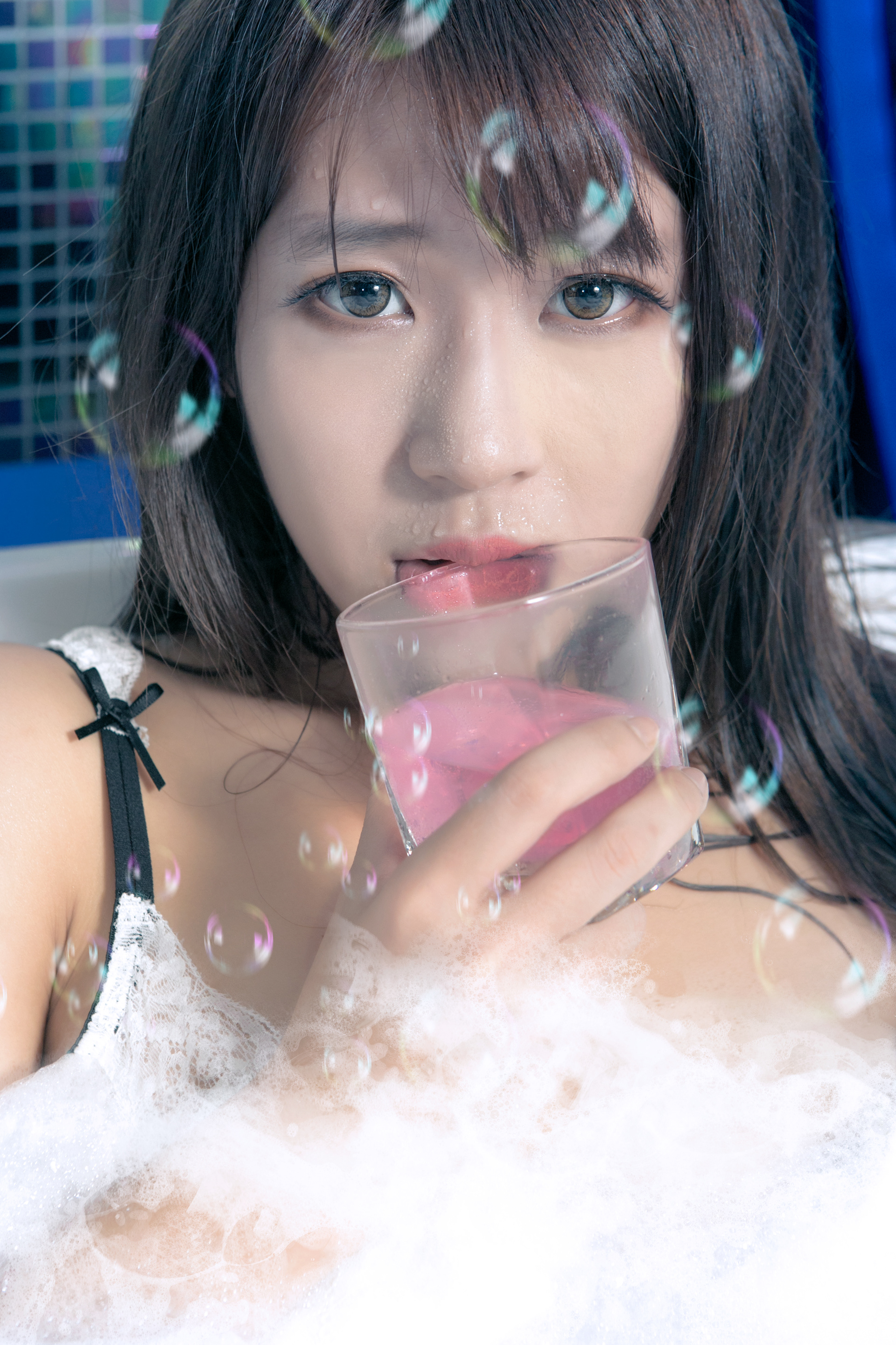 Model:Eva Kong