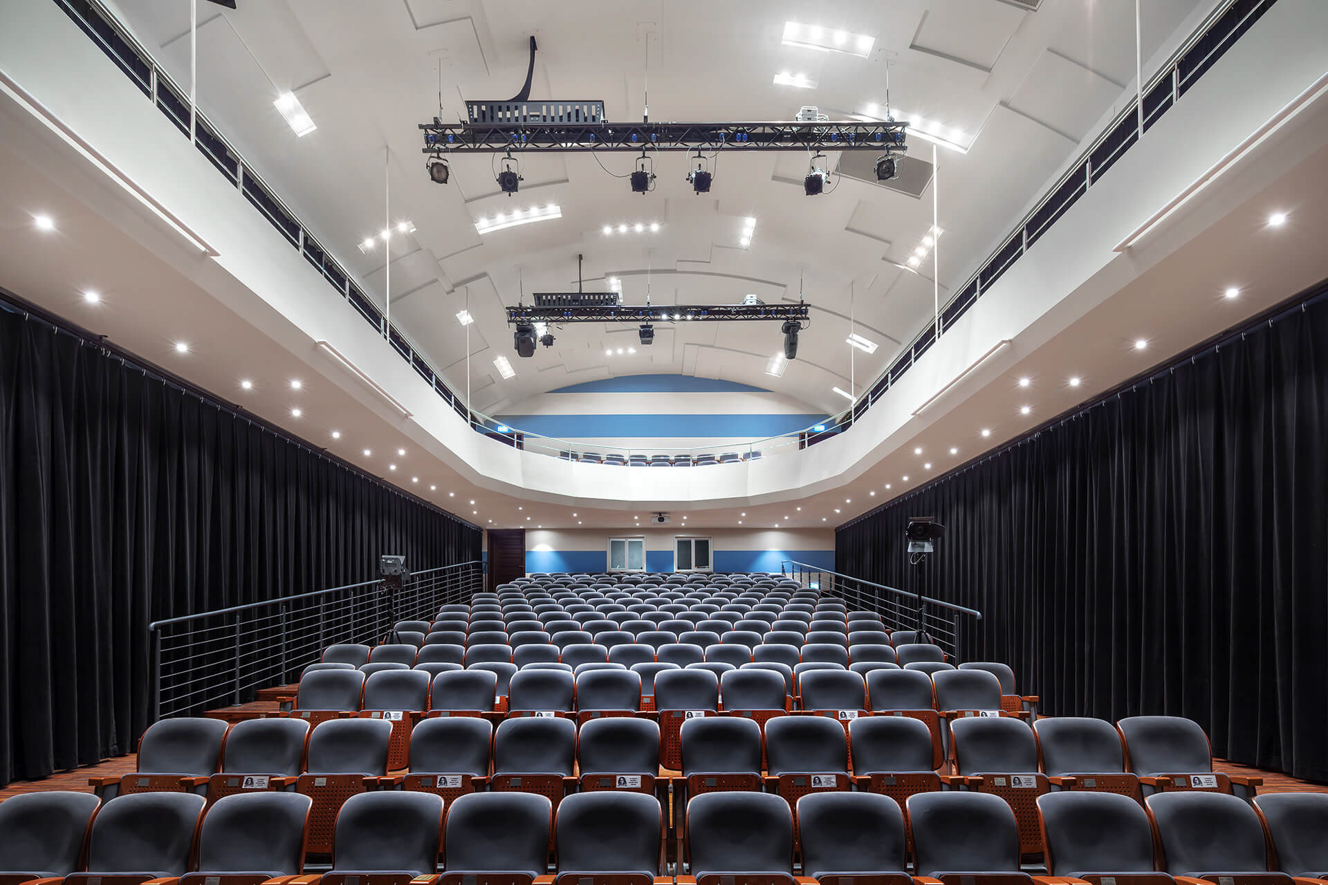 Fotograf wnętrz i architektury Tomasz Osiak - Teatr Wrocław