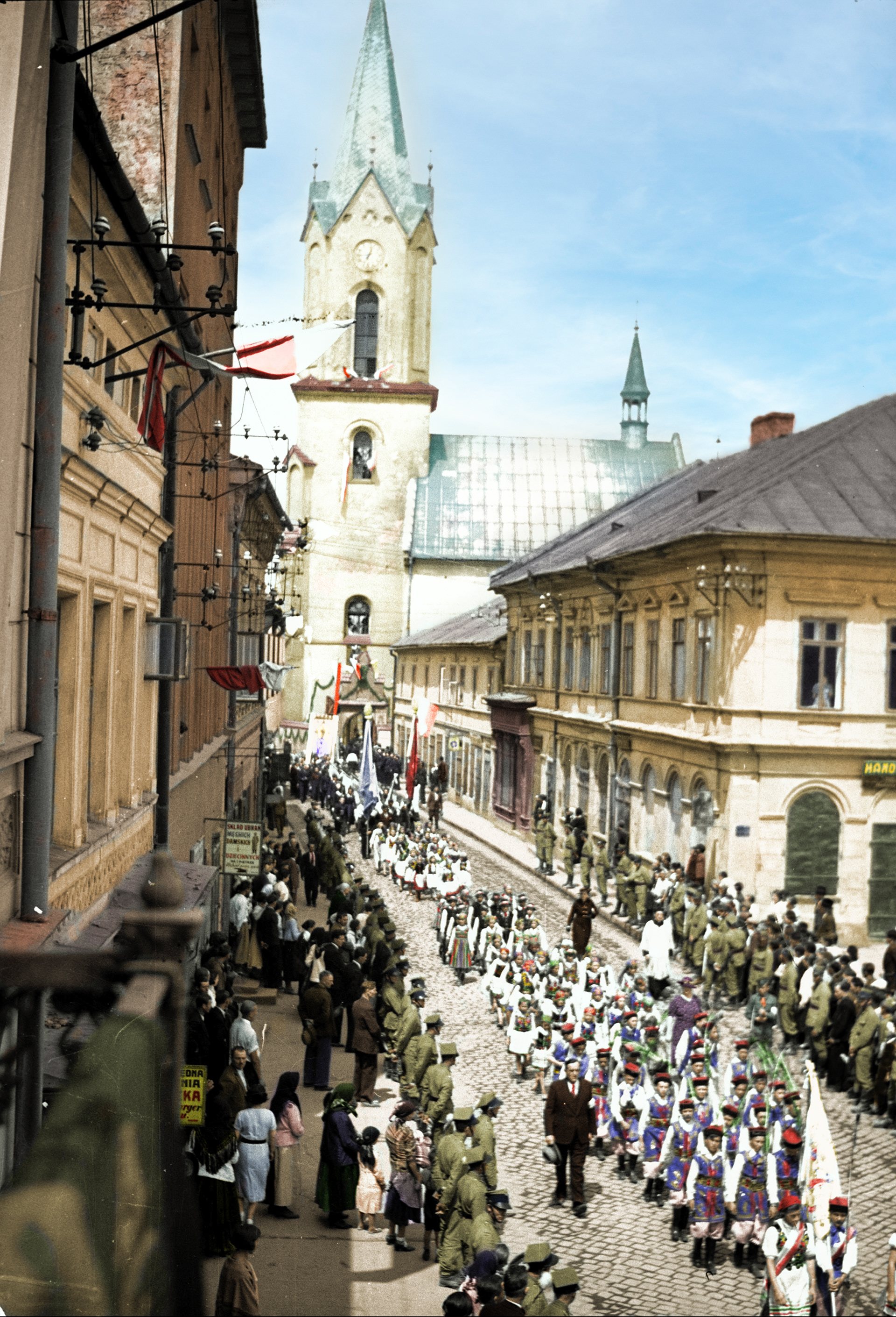 Oświęcim 1938 rok - Kościół Wniebowzięcia Najświętszej Maryi Panny i procesja z relikwiami św. Andrzeja Boboli