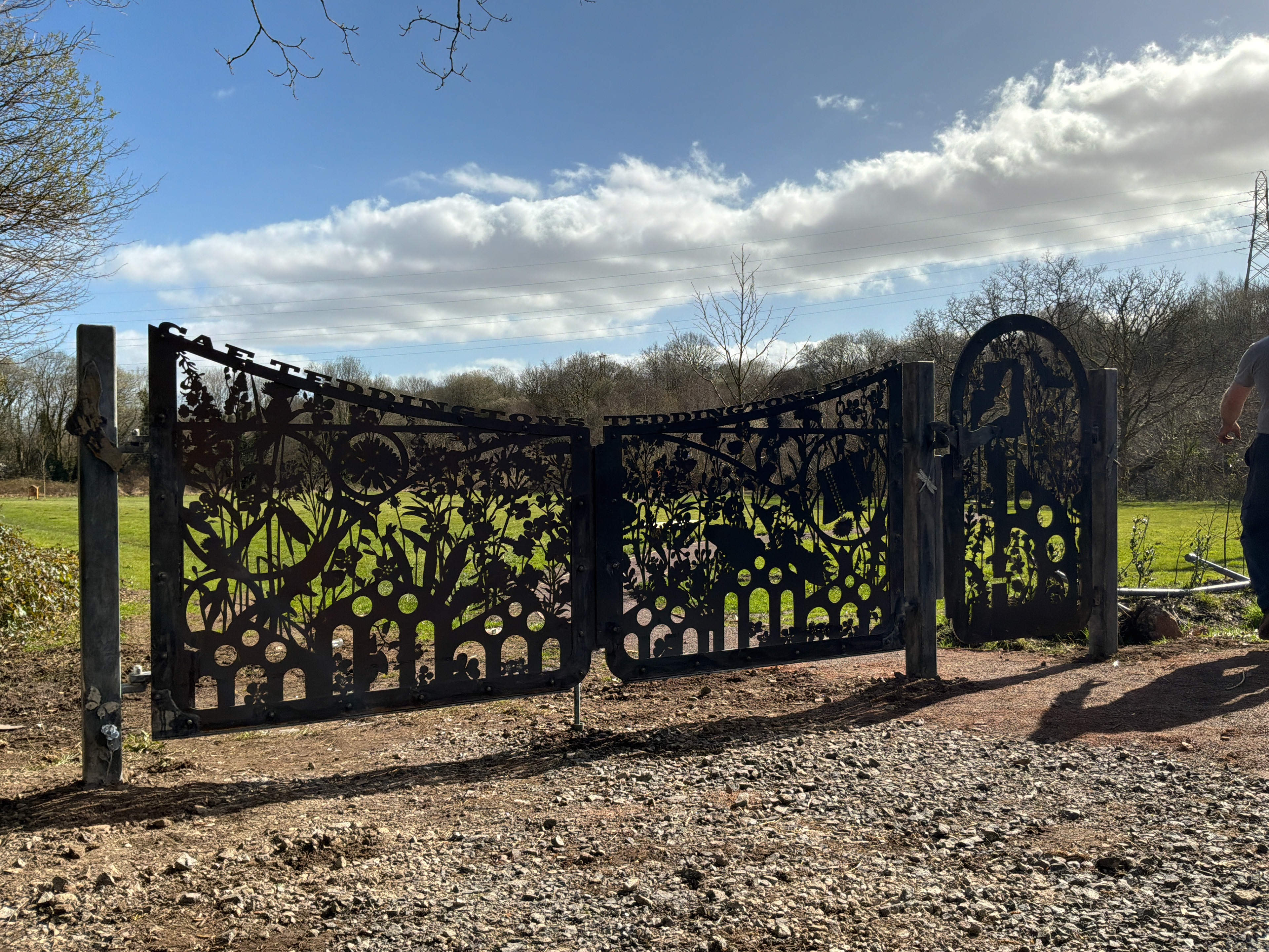 Teddingtons field gates installed March 2026