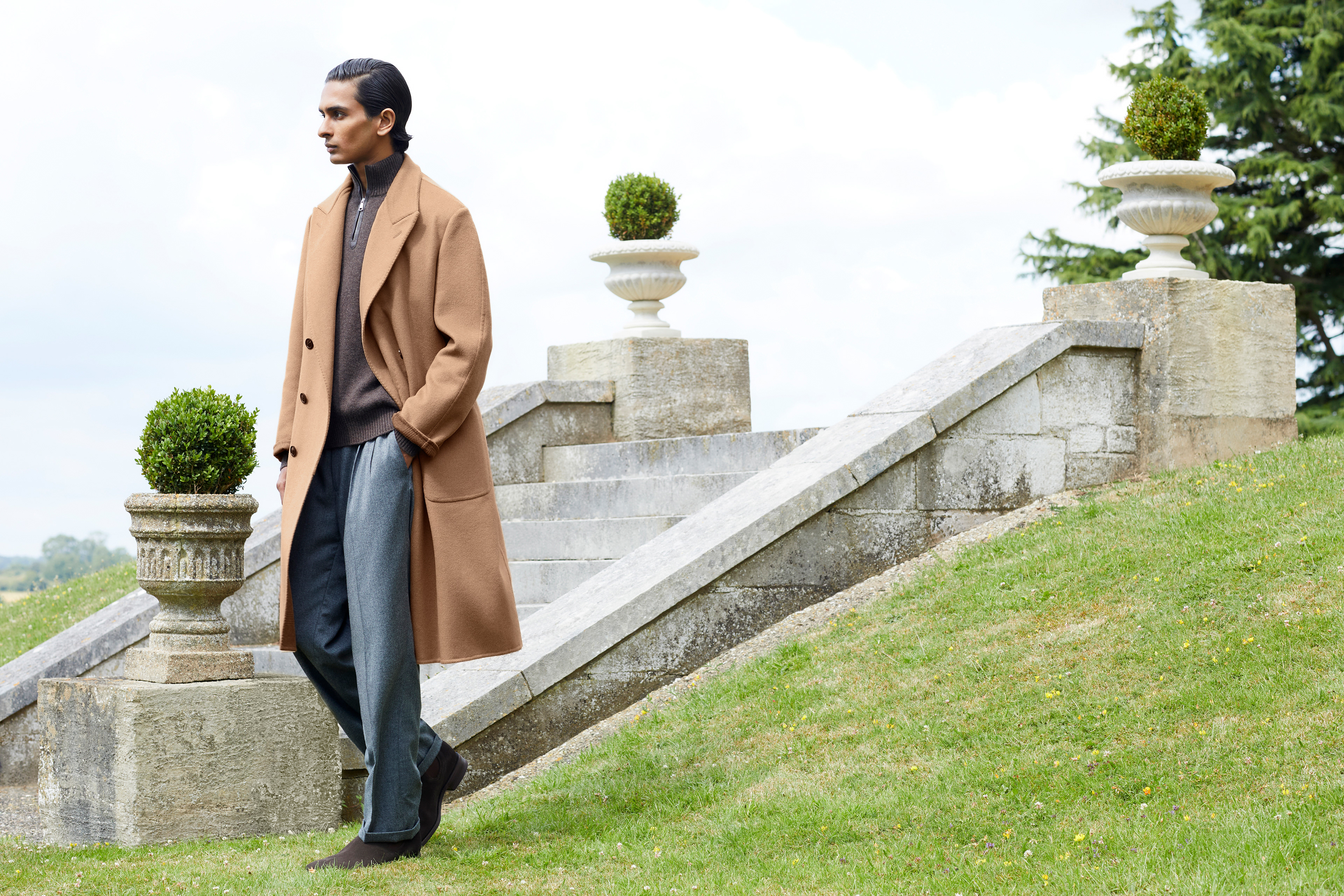 MR PORTER Capsule retouch, luxury fashion commercial retouching