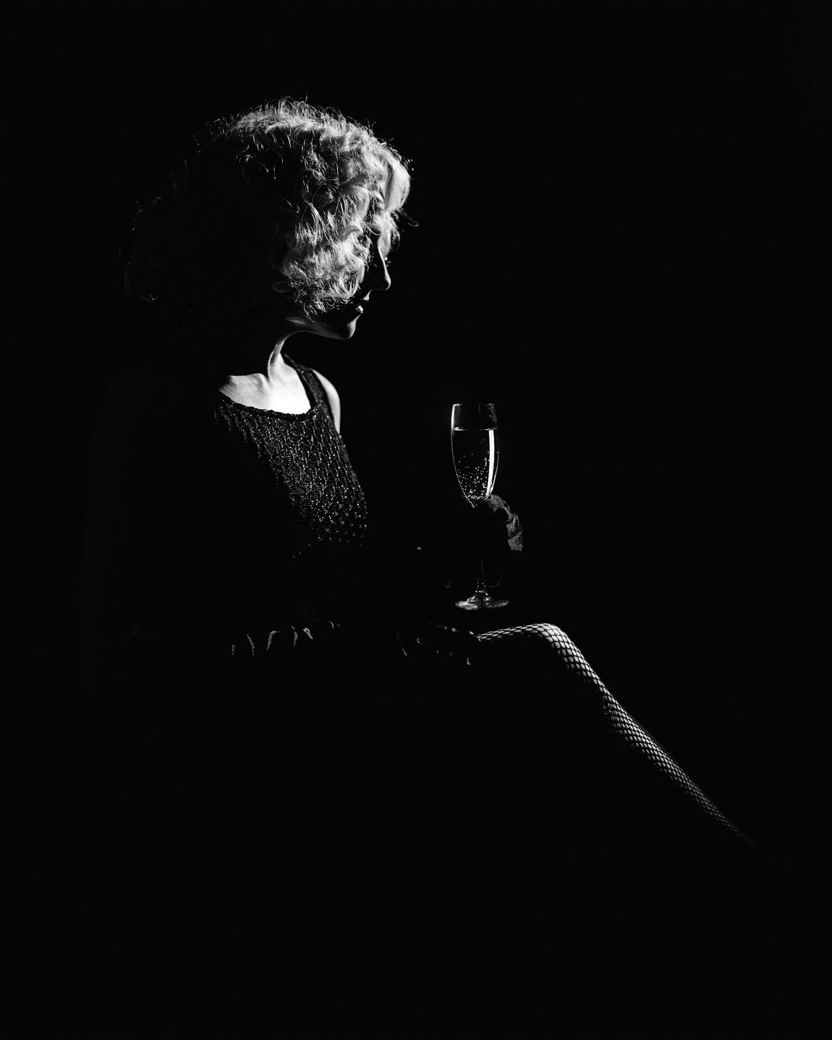 a glass of champagne 1
