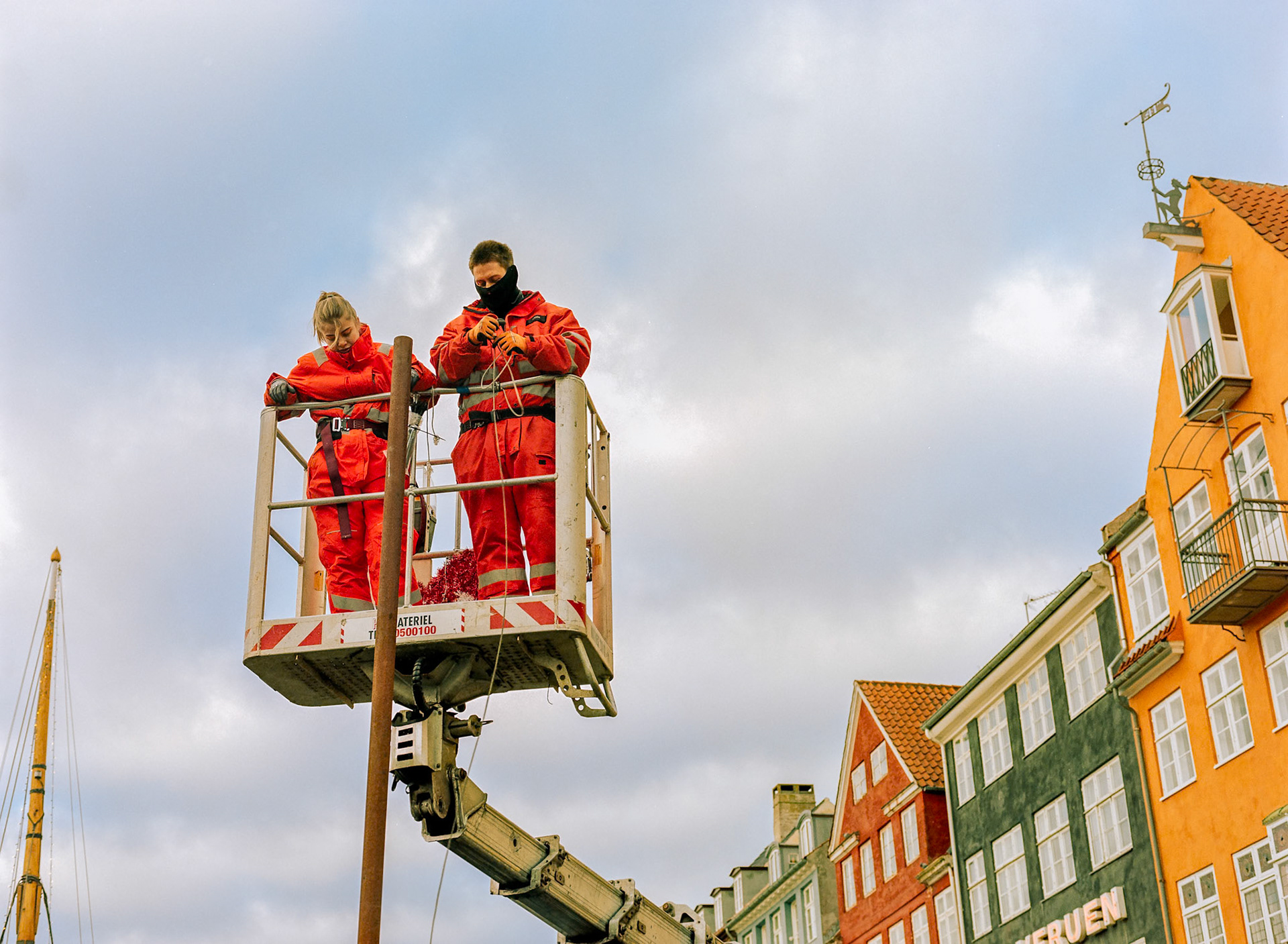 Taking Down the Lights