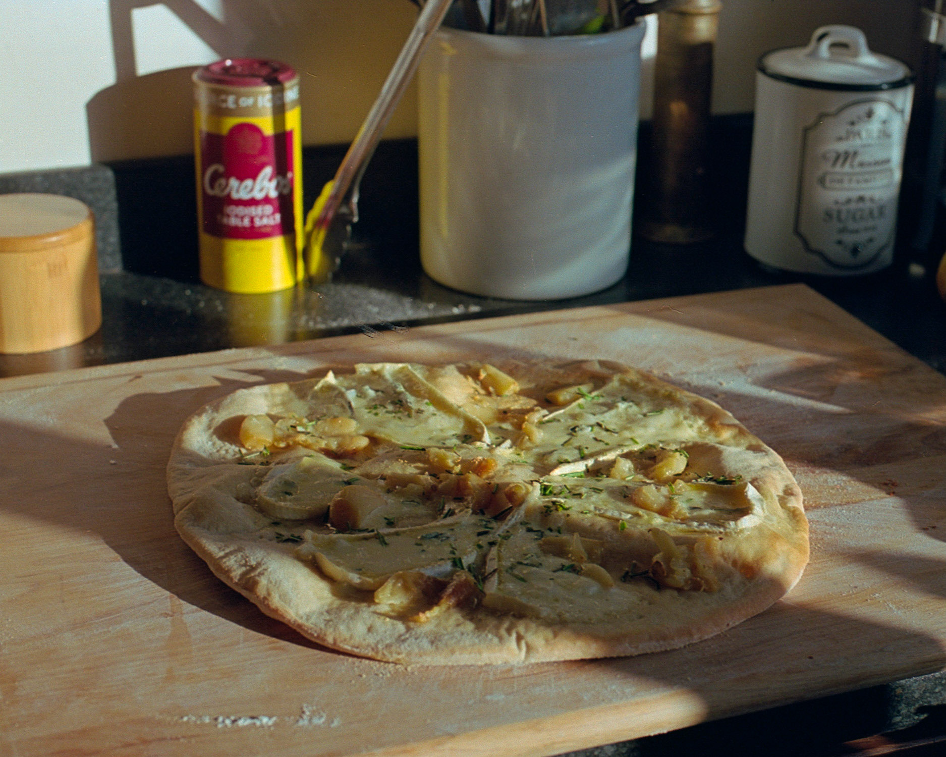 Roasted Garlic, Camberzola Pizza