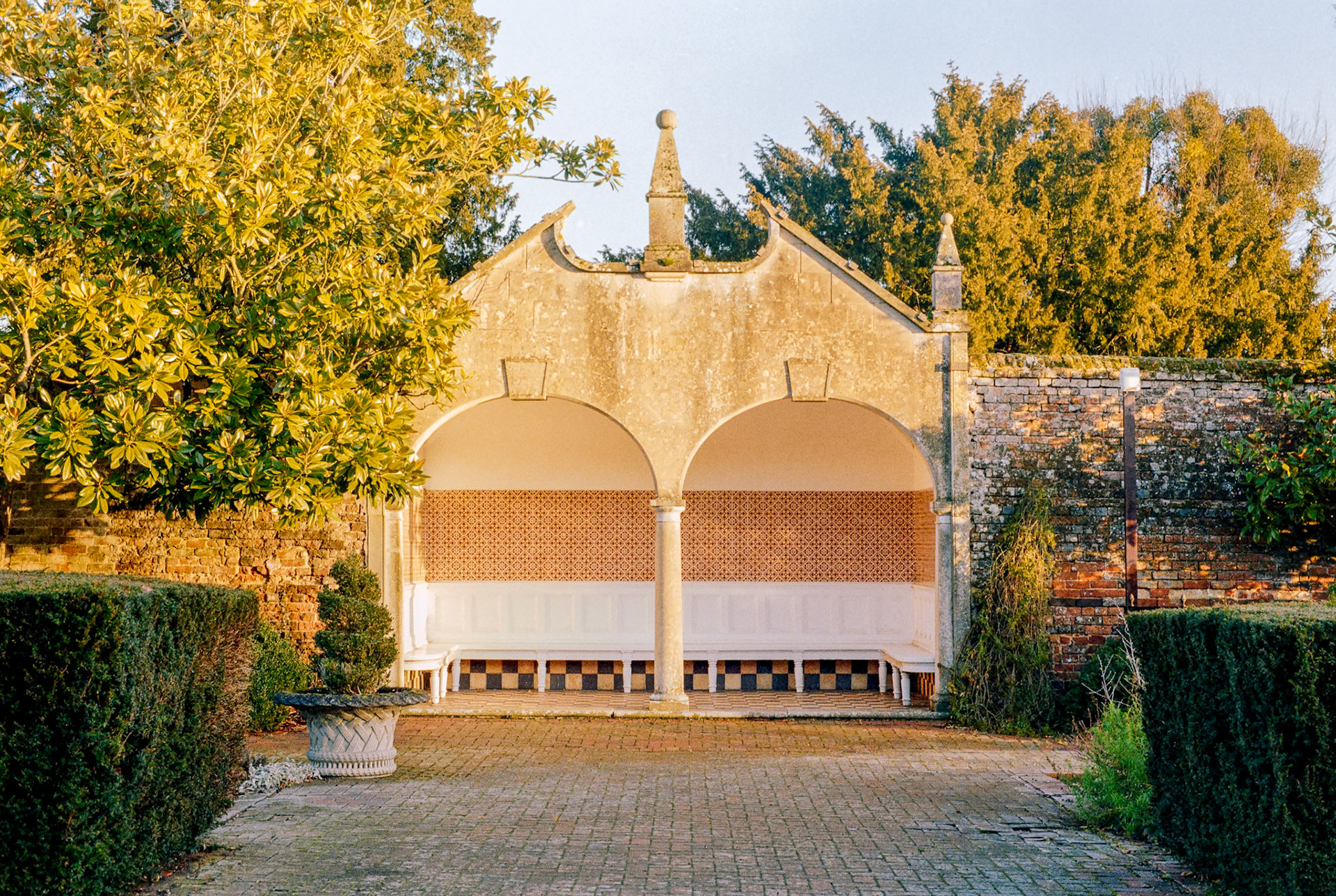 1630 Walled Garden