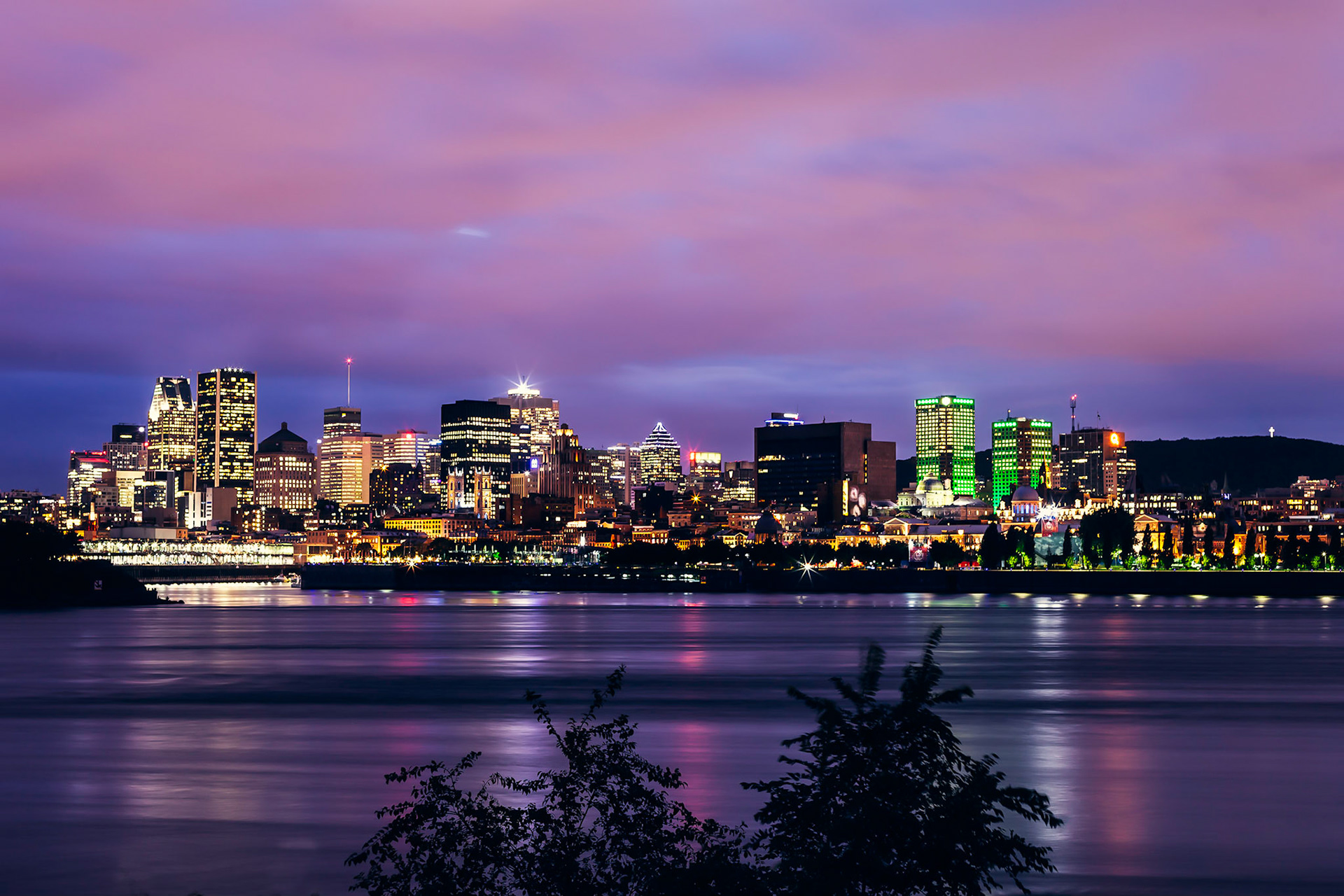 30 Seconds in Montreal #mtlmoments #longexposure #30seconds #city #cityscape #landscape #cityatnight #nightphotography #photo #photooftheday #pic #picoftheday #igers #ig_captures #igdaily #travelgram #traveller #wander #wanderlust #wild #instagramhub #fineart #canada #montreal #mytinyatlas #ig_canada #ig_street #streetphotograpy #ig_worldclub #igtravel
