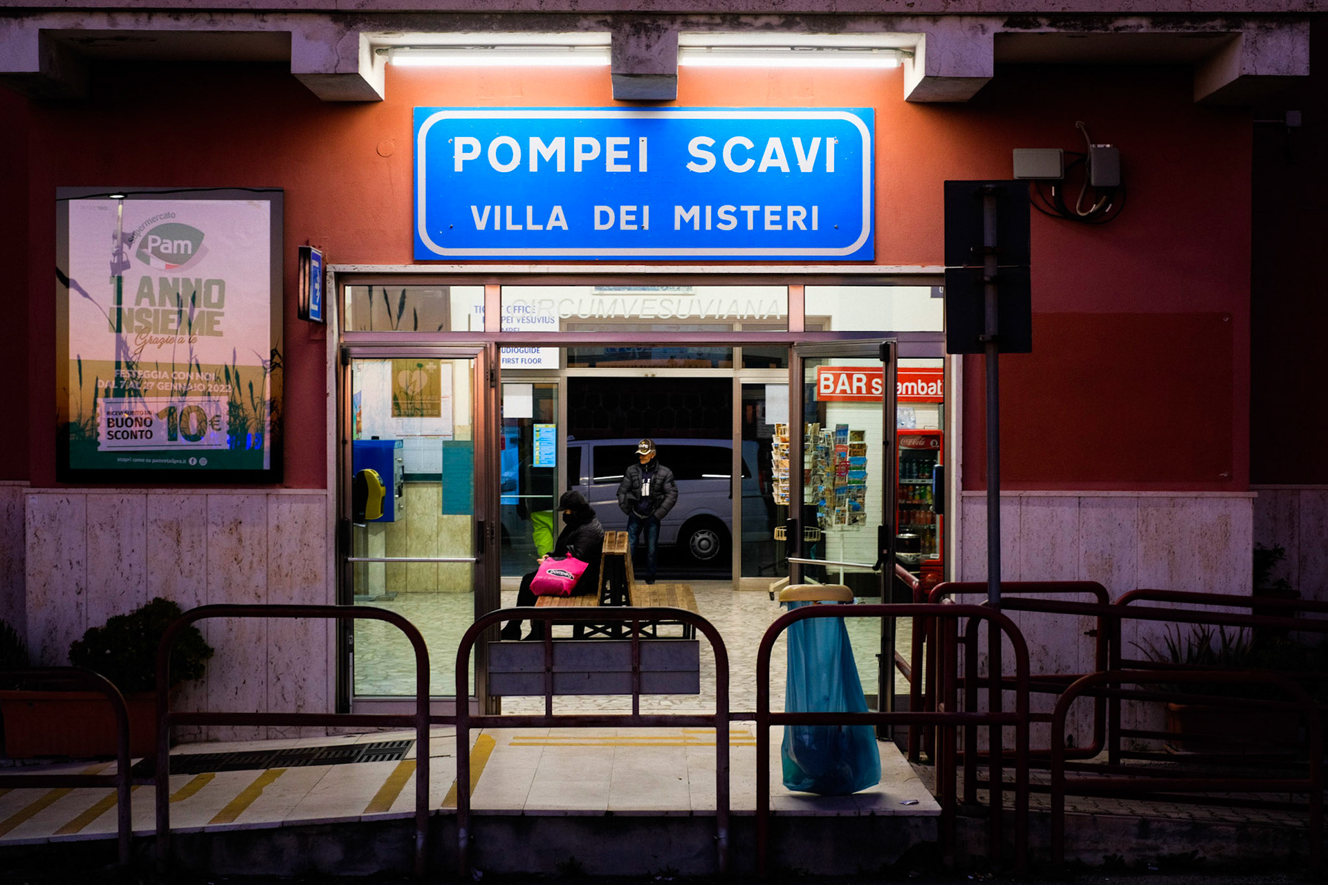 Pompeii Station