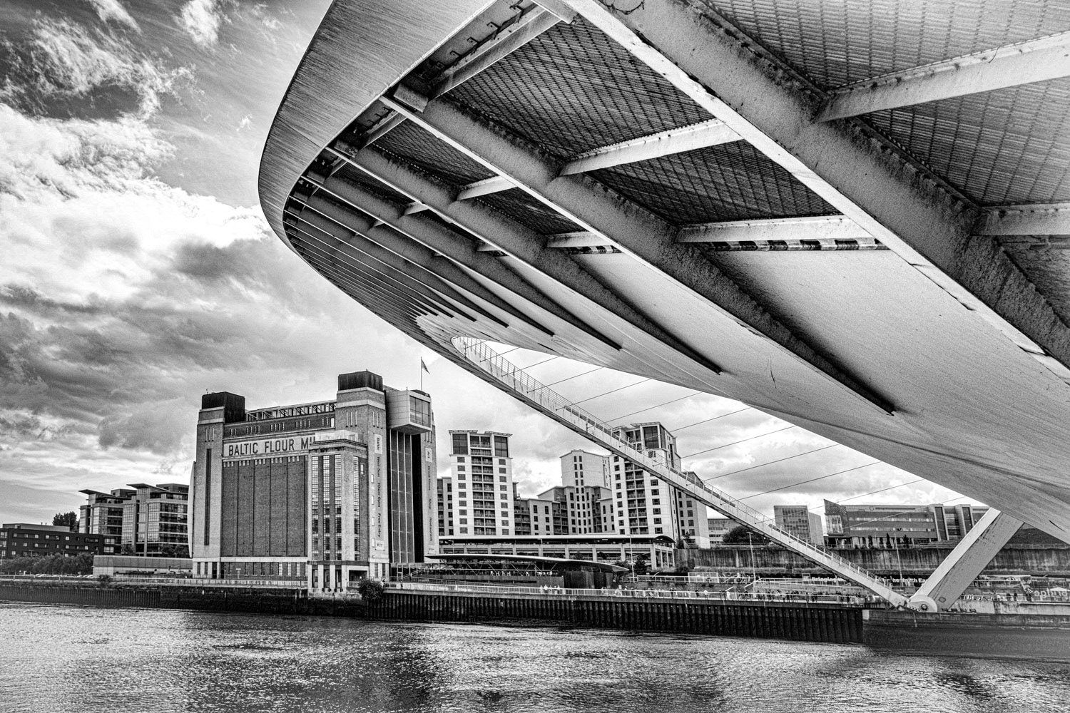 Millennium Bridge Lifting