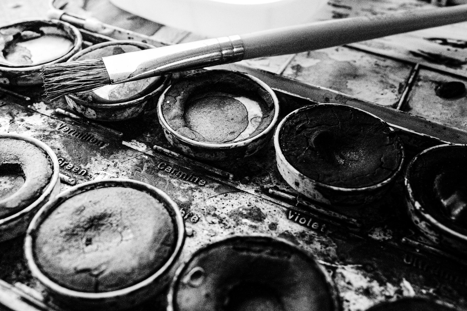 Palette et pinceau d'aquarelle