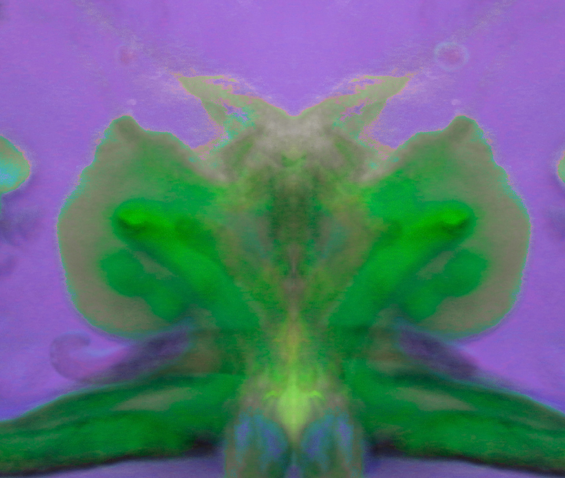 Sincretismo, serie de fotografías y video arte. de Naikari Díaz