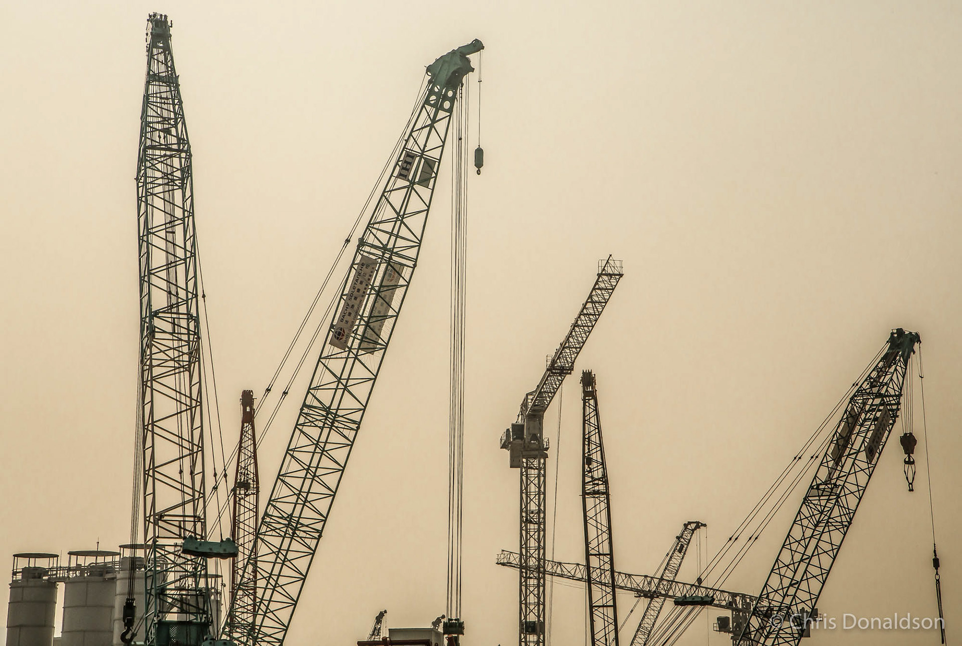 Golden Skyline Drawing, Hong Kong, 2014