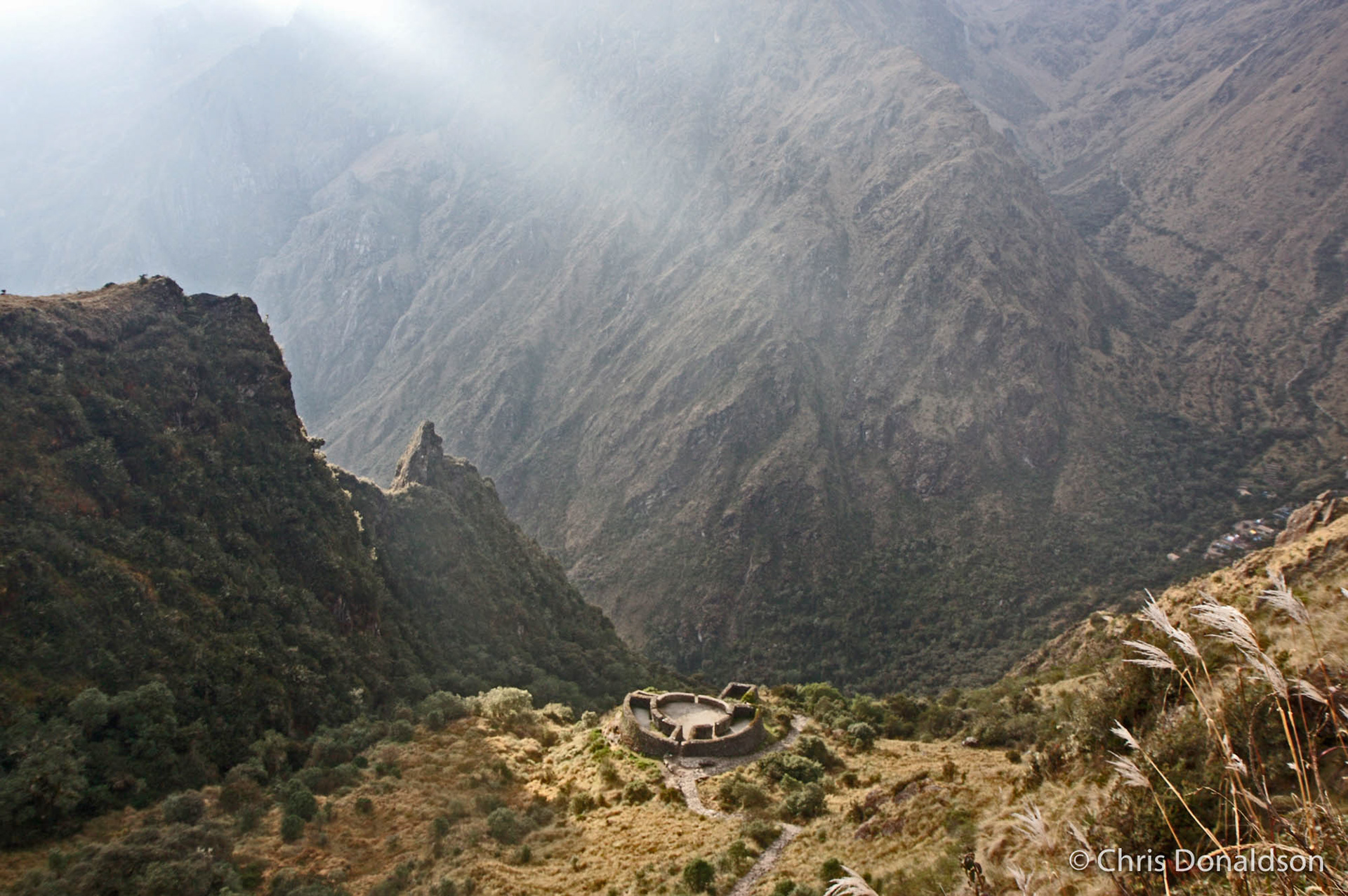 Runkurakay Pass, Inca Trail