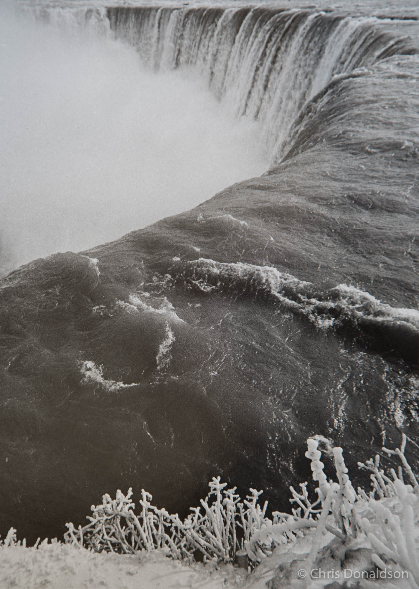 Frozen Spectators, Niagara Falls, 2015