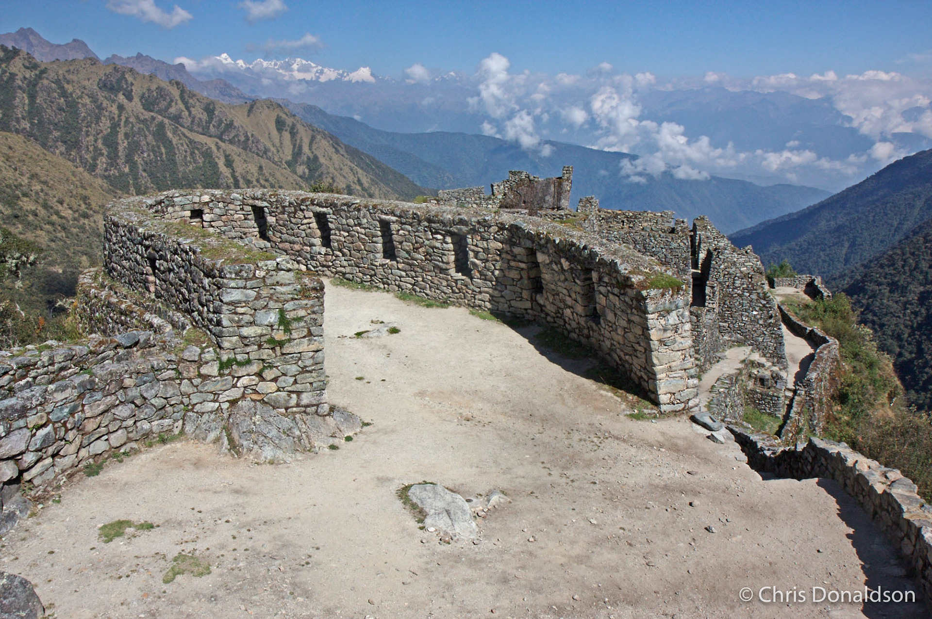 Runkurakay Pass, Inca Trail