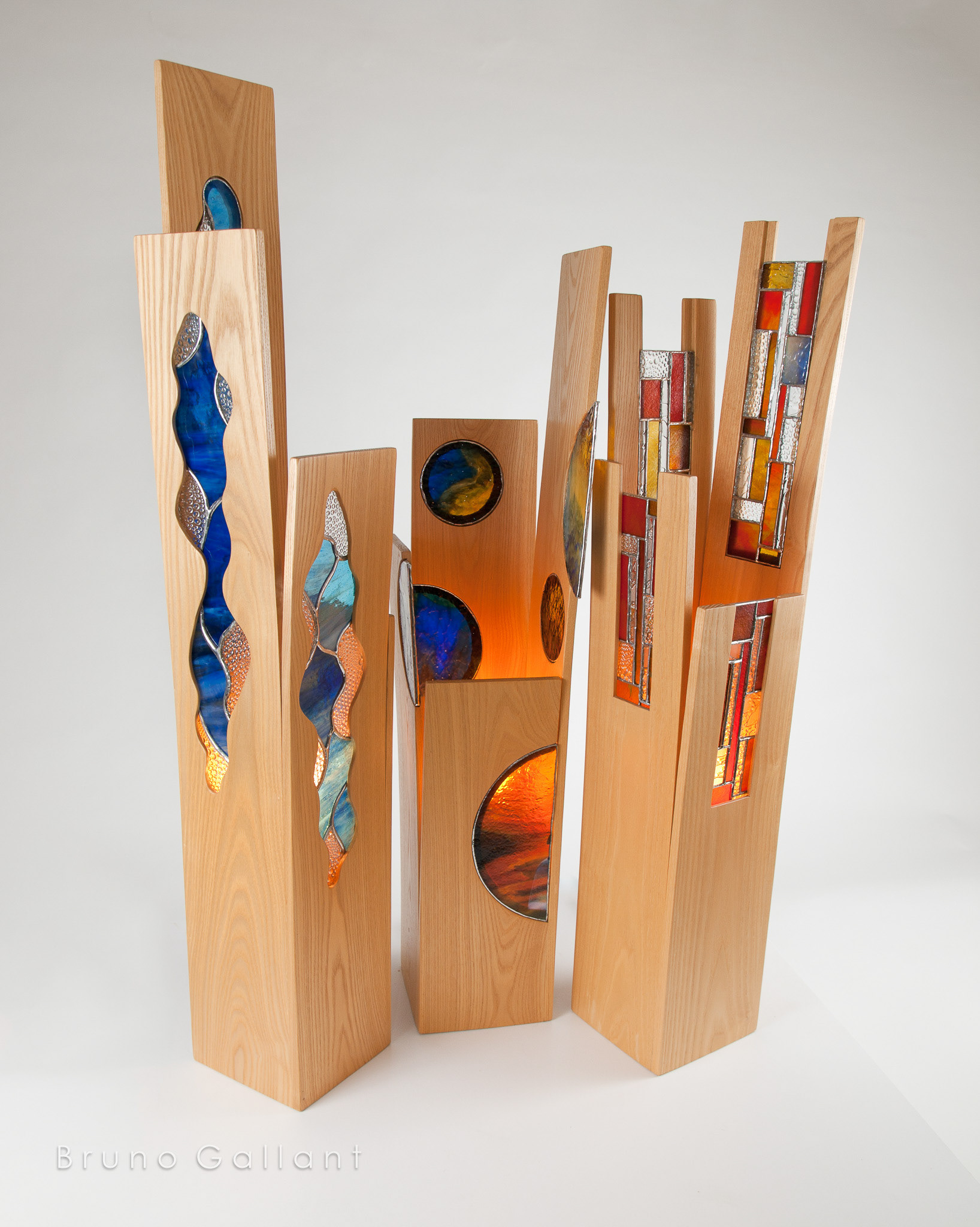 Vitrail par André Rainville / Bois par Mathieu Patoine - 2010