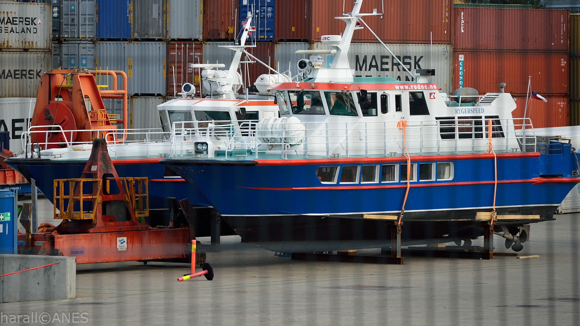 RygerSpeed og RygerAa klar for transport til Chile 2012