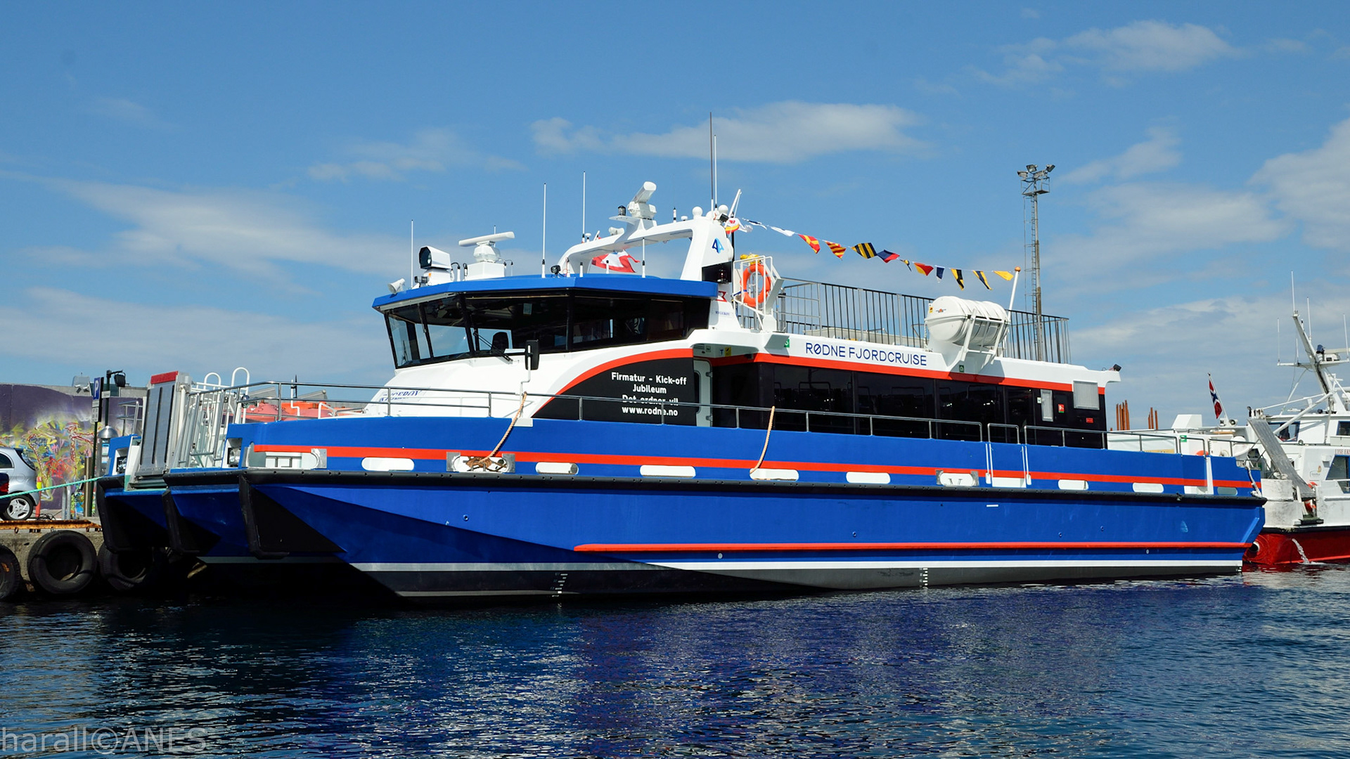 En flunk ny RygerØy til kai Stavanger 2013