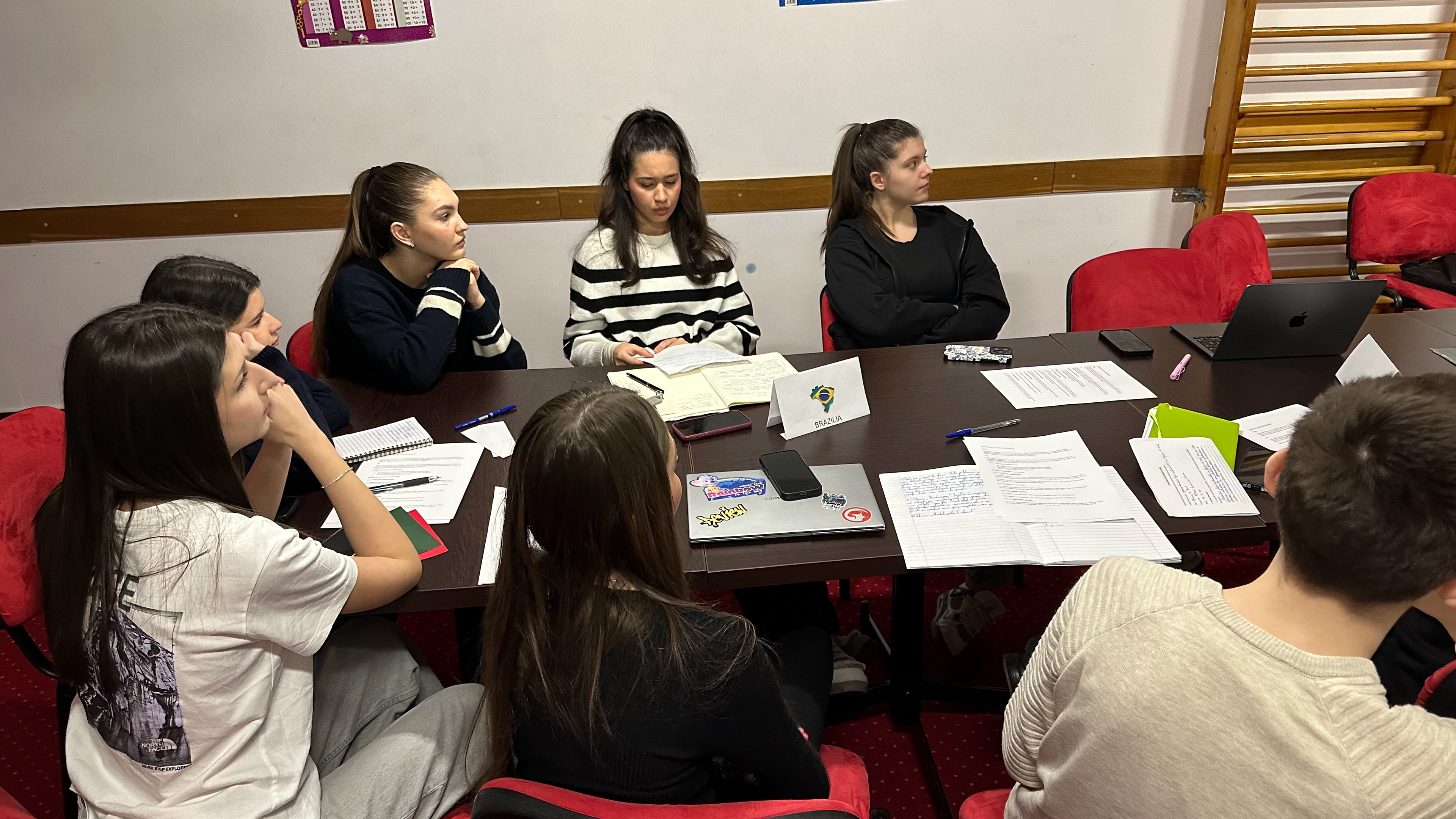 ACTIVITĂȚI INTERACTIVE