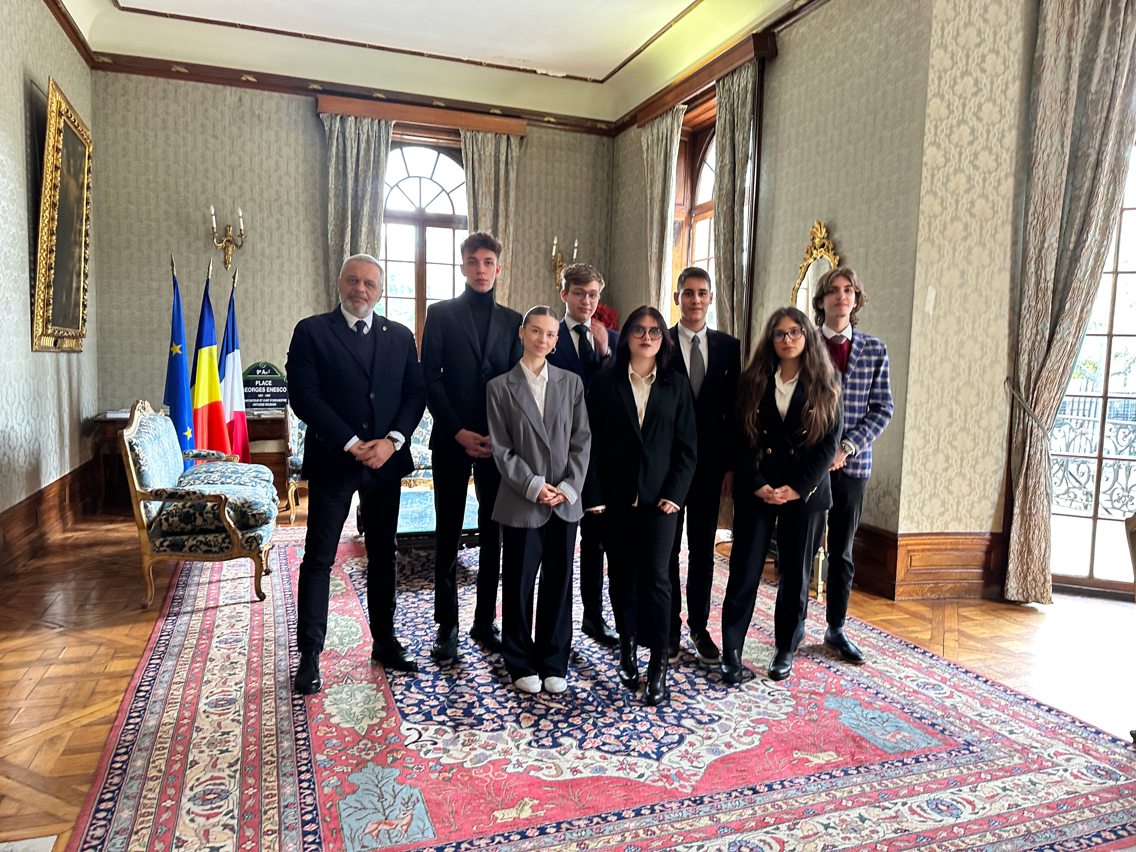 AMBASADA ROMÂNIEI PARIS