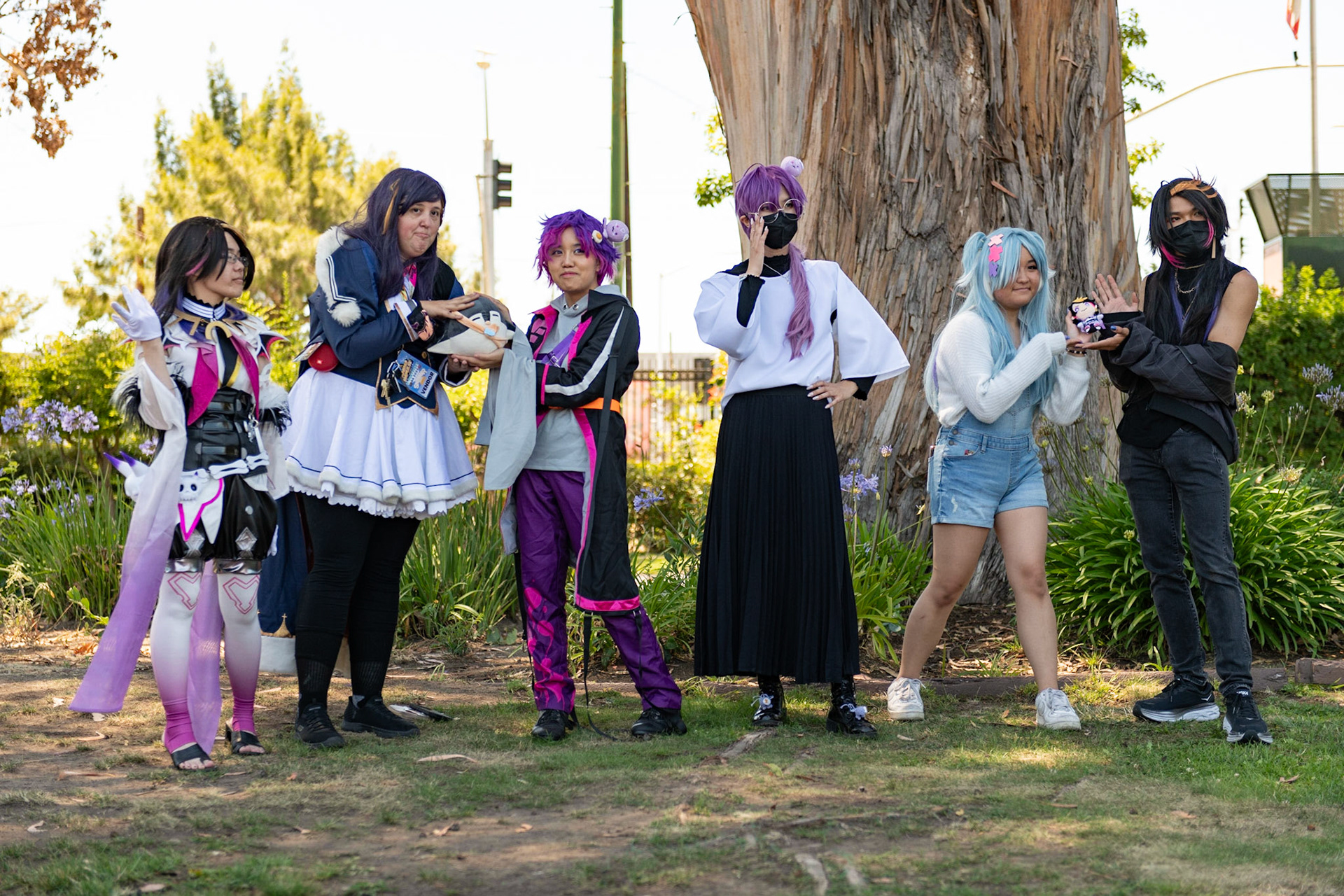 VTubers cosplayers at Anime Impulse