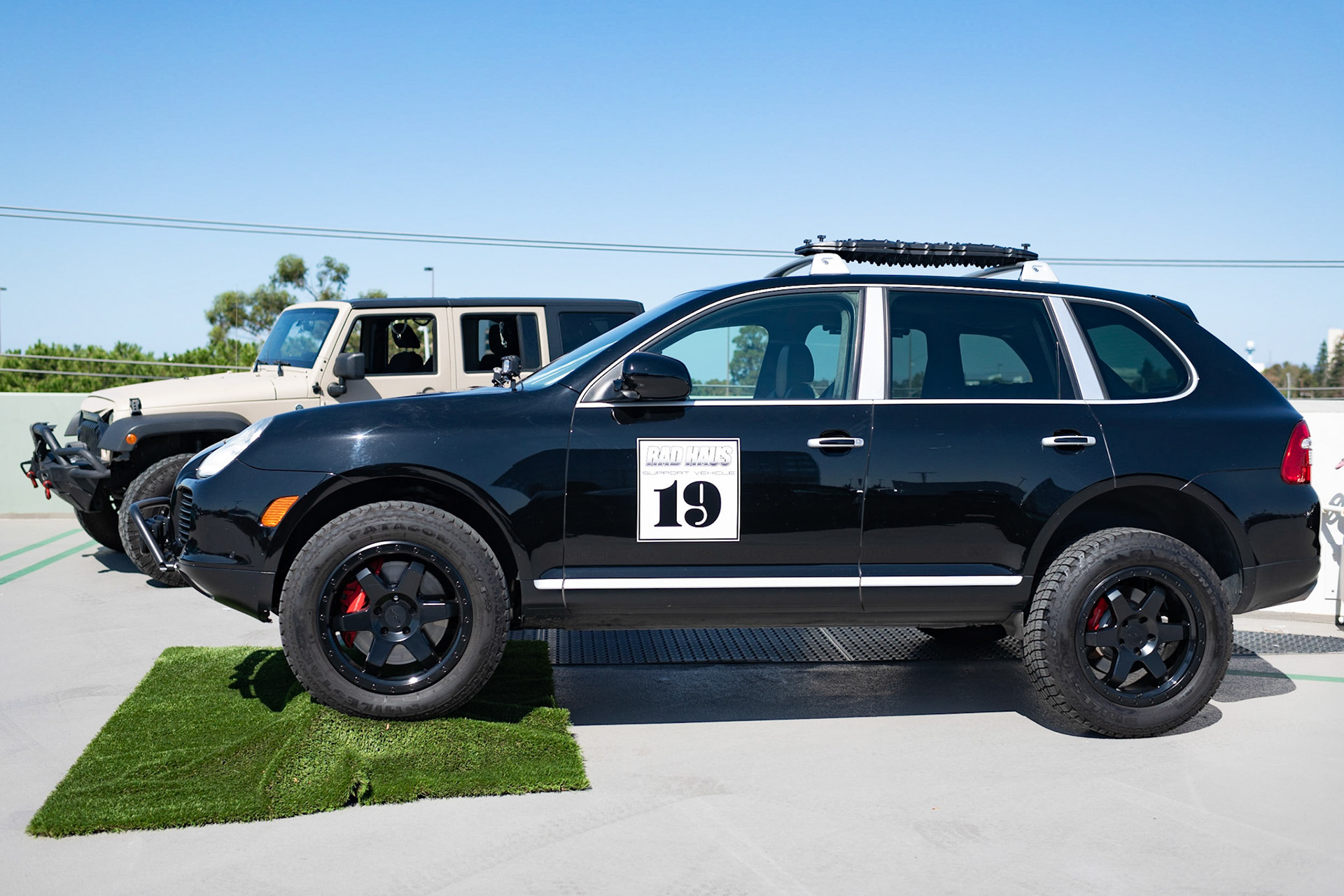 Porsche Cayenne Safari