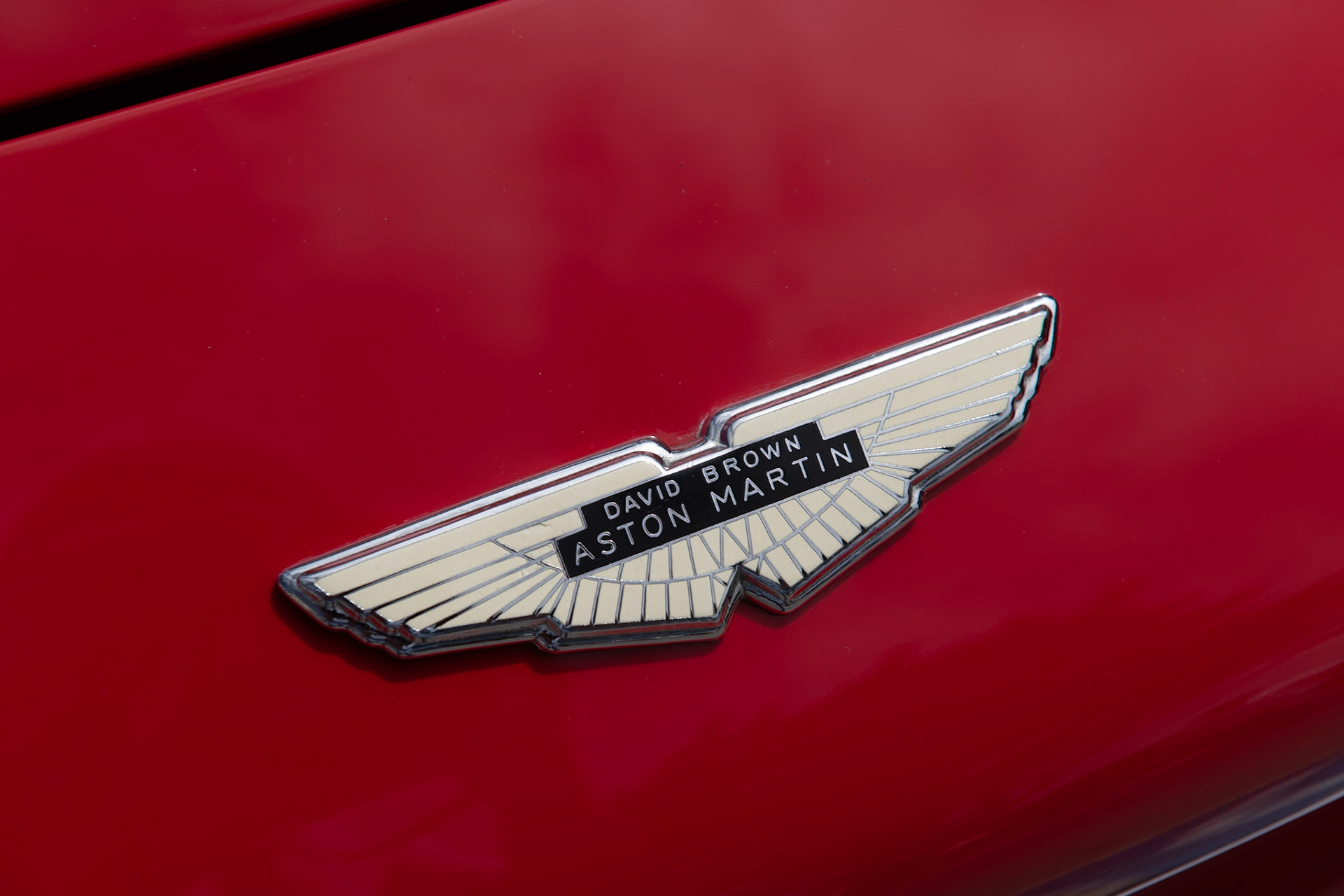 Aston Martin DBS