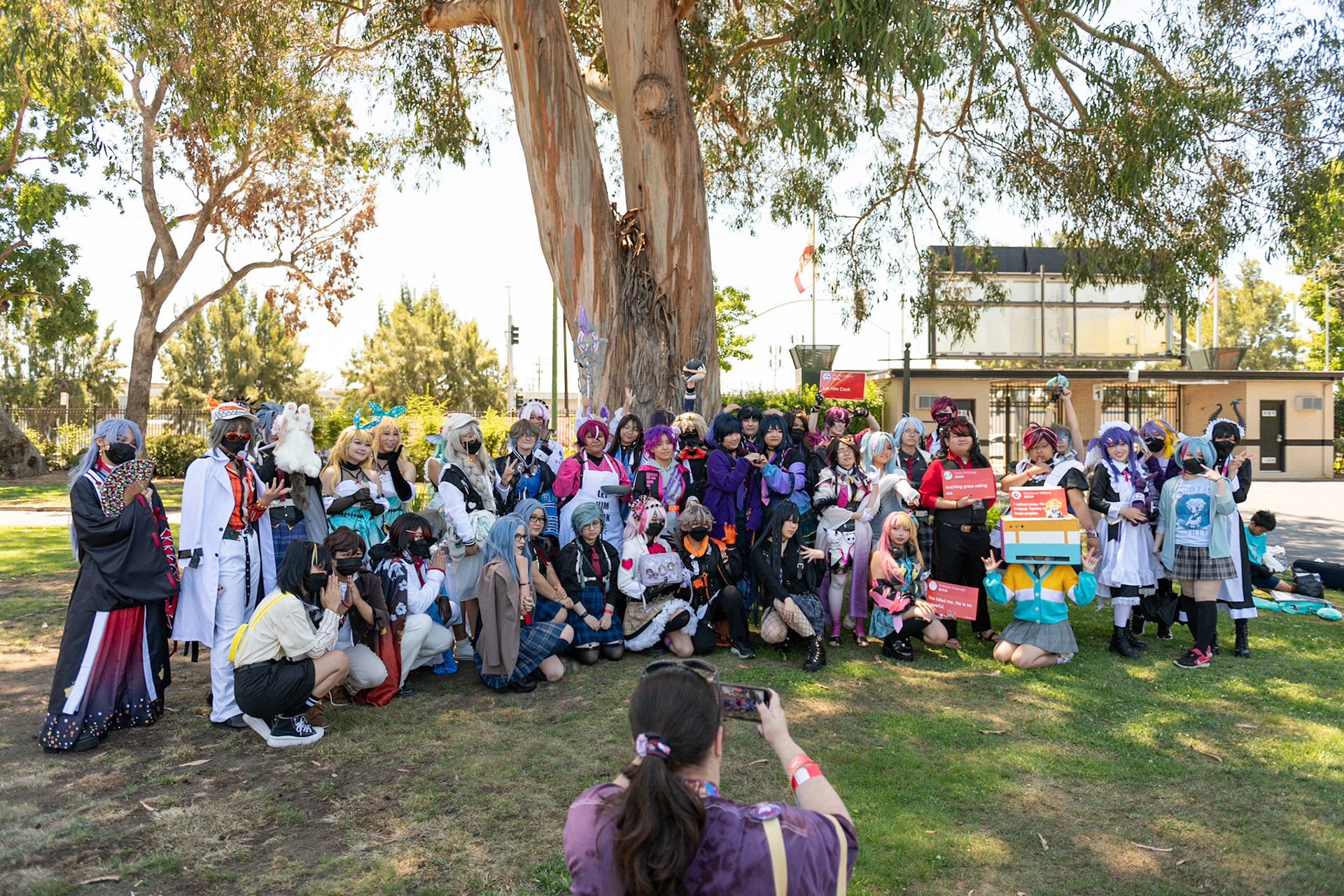 VTubers cosplayers at Anime Impulse