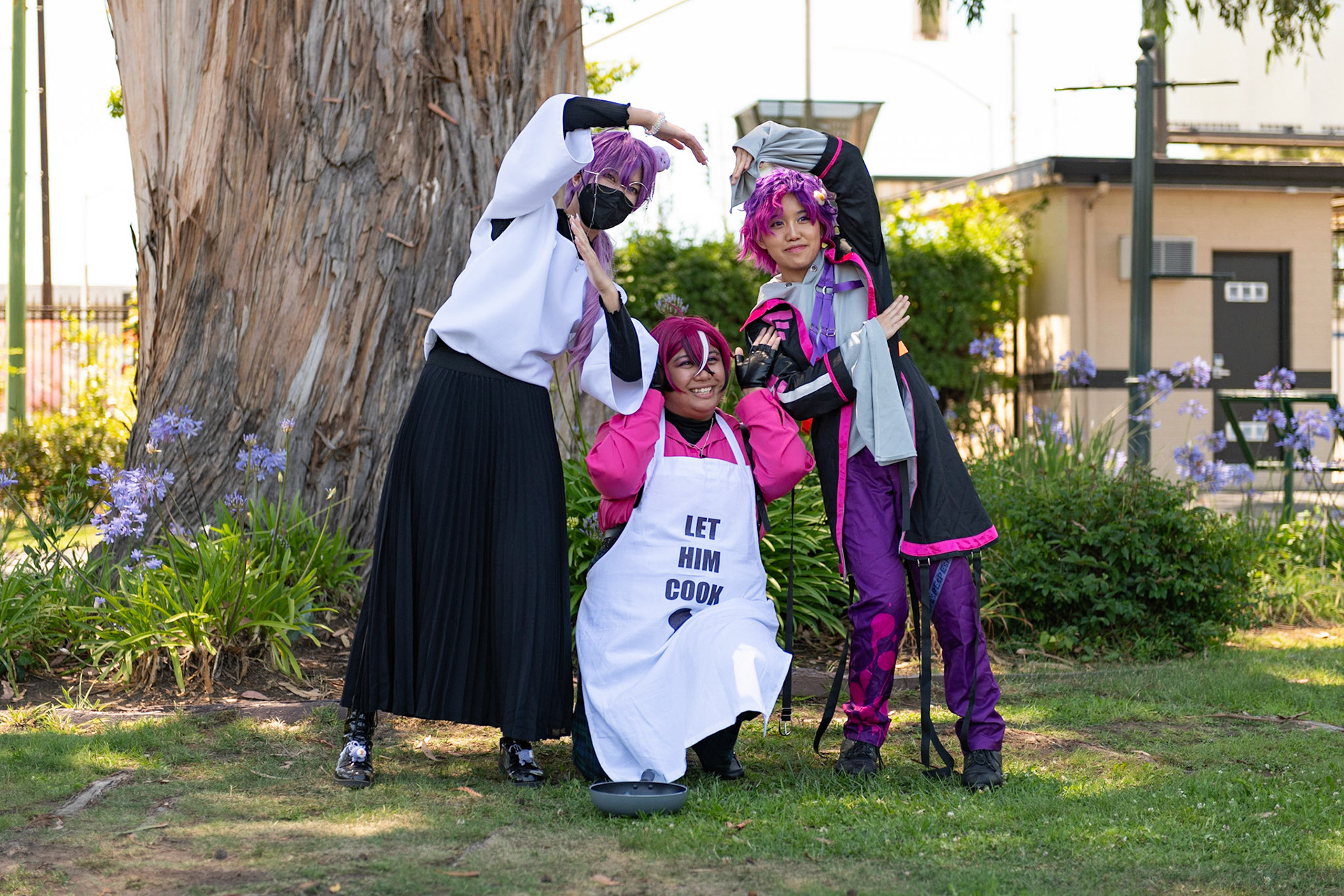 VTubers cosplayers at Anime Impulse