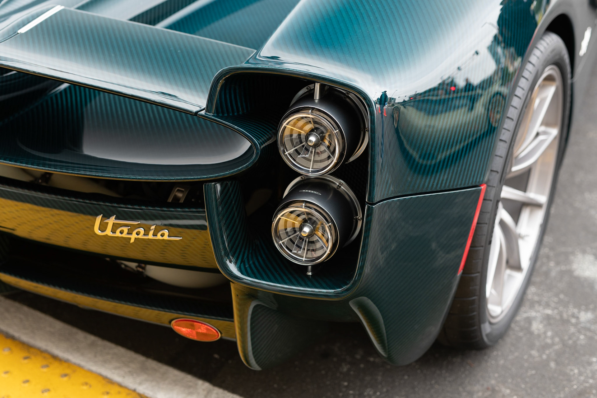 Pagani Utopia