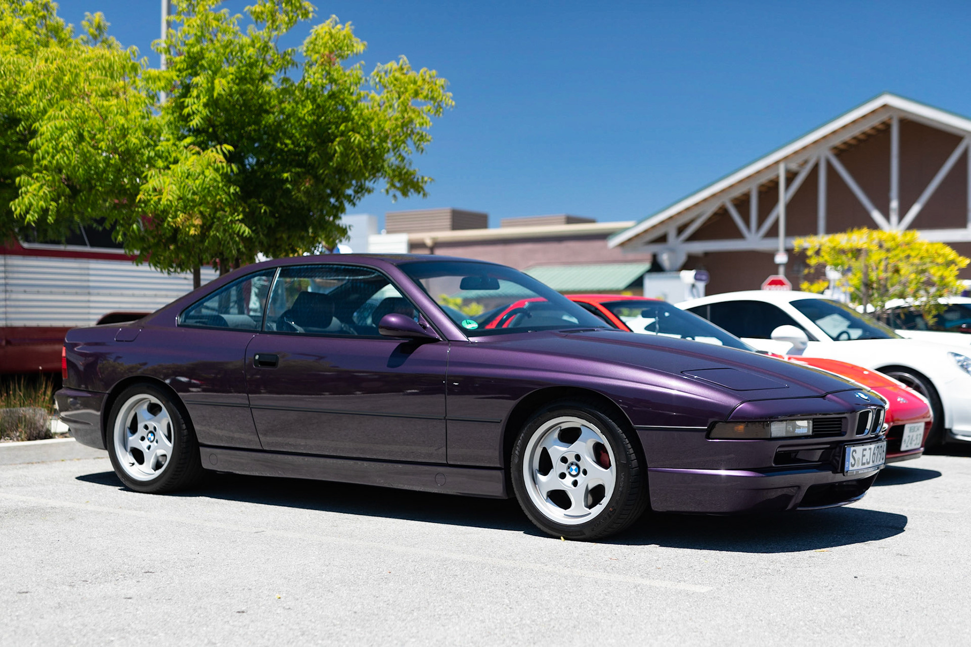 BMW 850